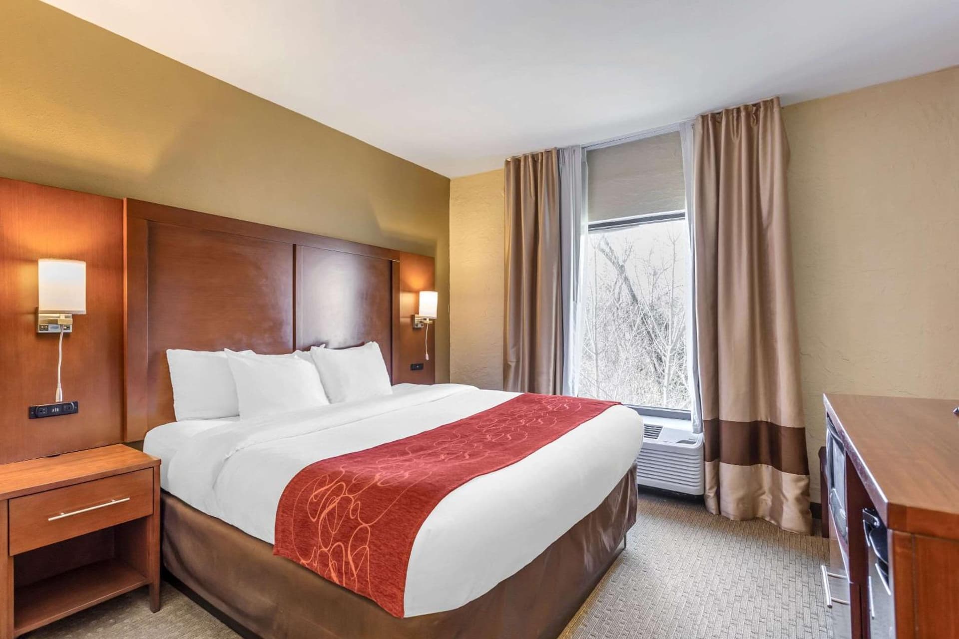 Comfort Suites South Point - Huntington gallery photo in Burlington, OH — image 15