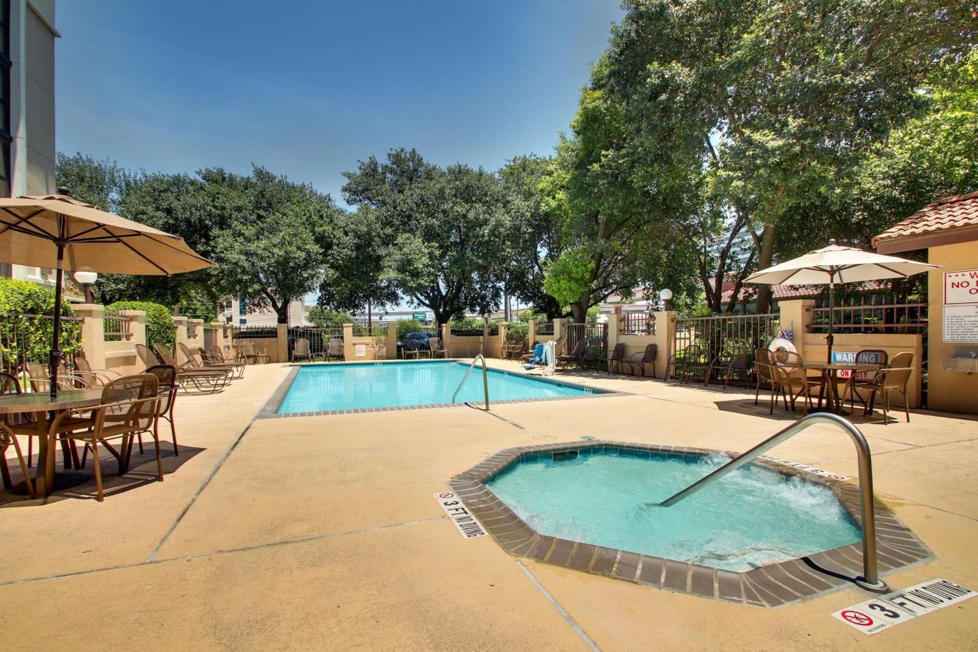 Drury Plaza Hotel San Antonio Airport gallery photo in San Antonio, TX — image 49