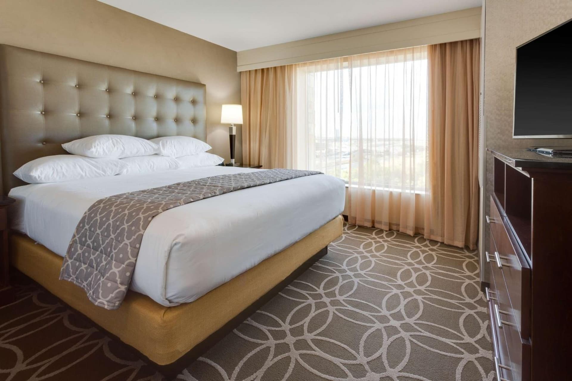 Drury Inn & Suites Dallas Frisco interior in Frisco, TX — gallery photo 2