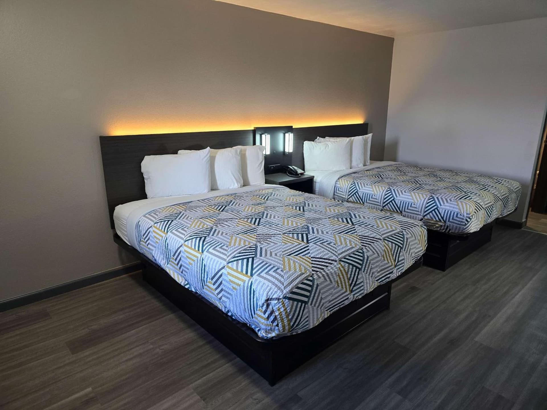 Motel 6 Oklahoma City OK Frontier City gallery photo in Edmond, OK — image 11