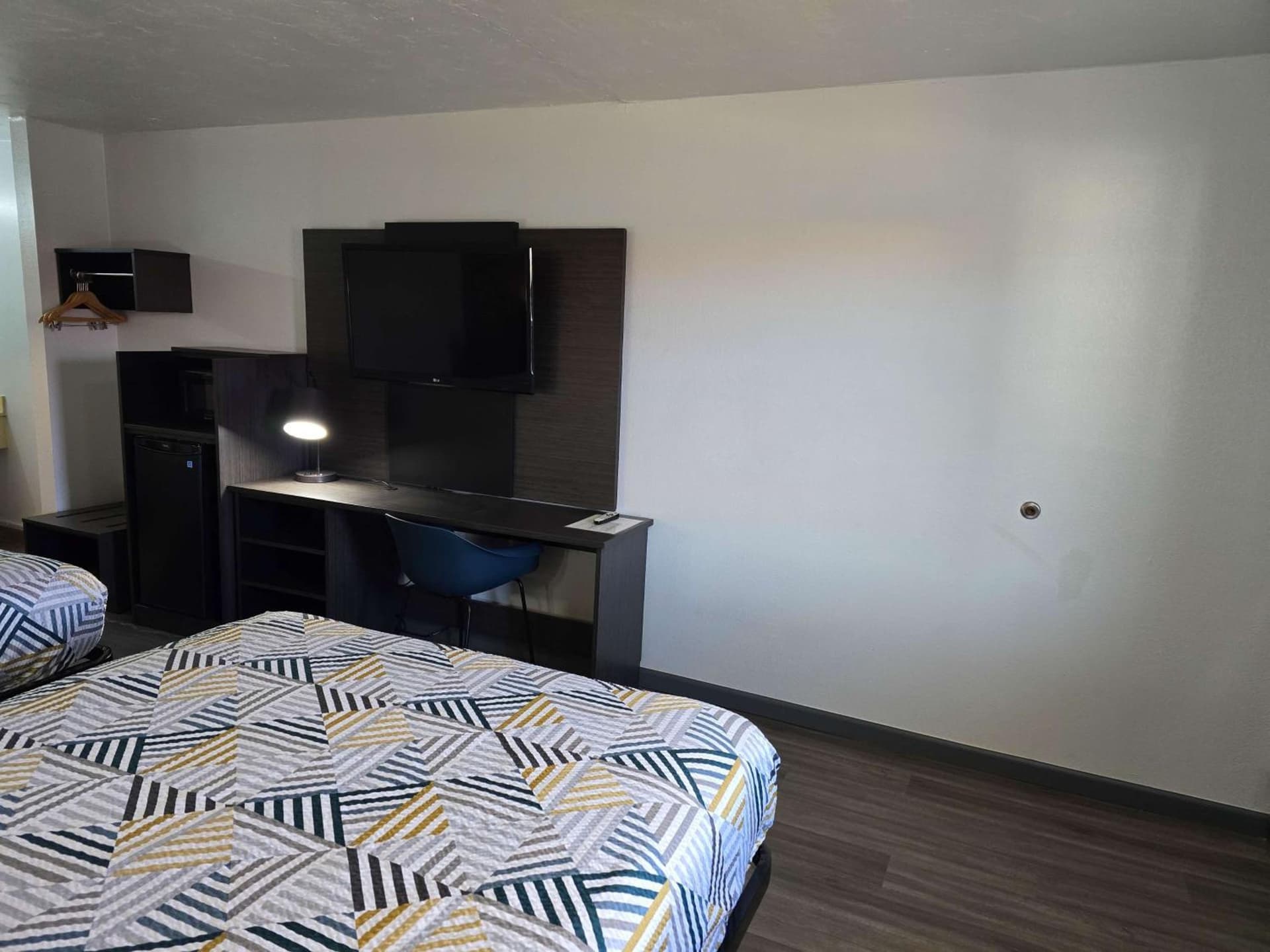 Motel 6 Oklahoma City OK Frontier City gallery photo in Edmond, OK — image 19