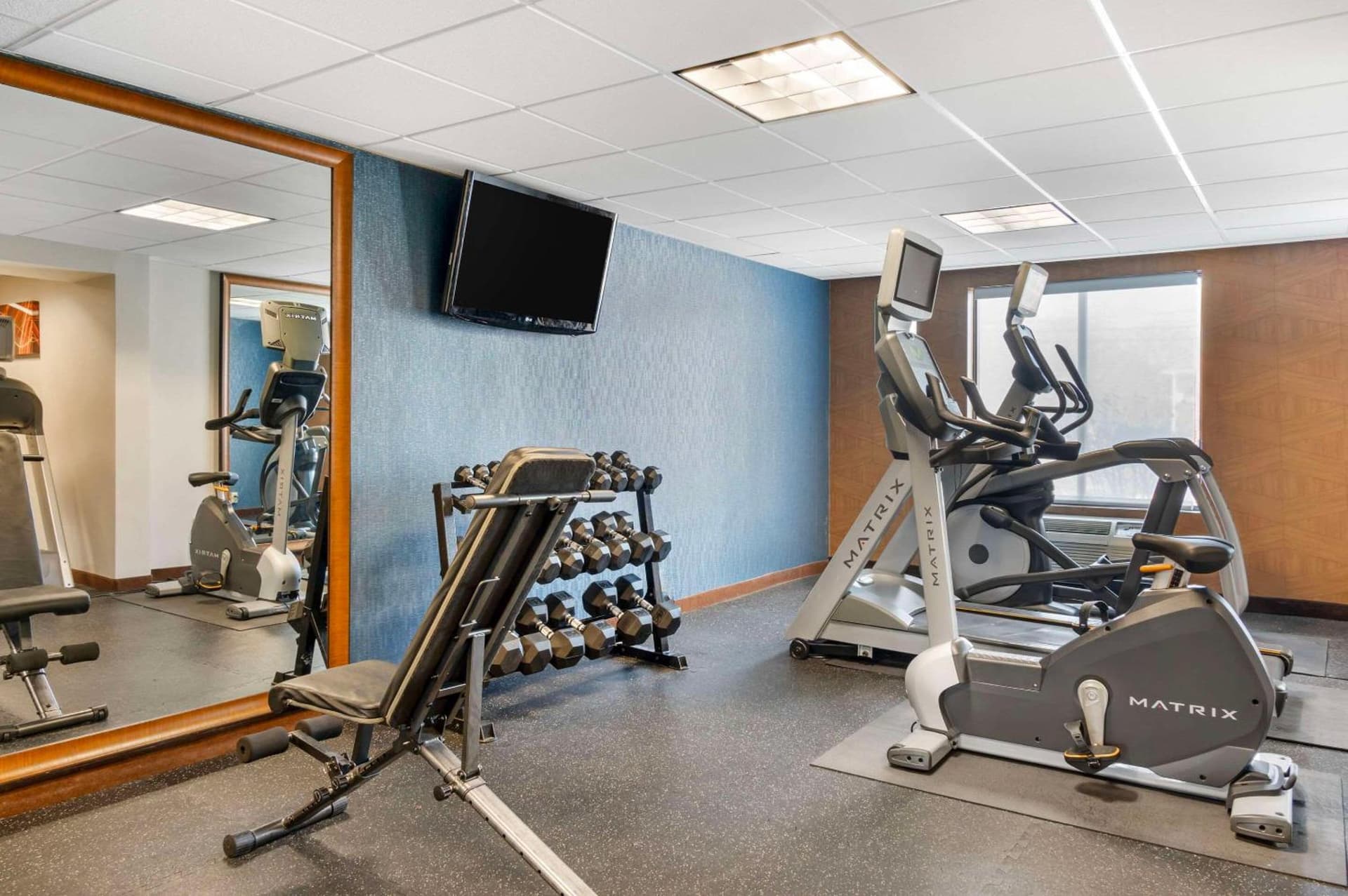 Comfort Inn & Suites Danbury-Bethel gallery photo in Danbury, CT — image 23