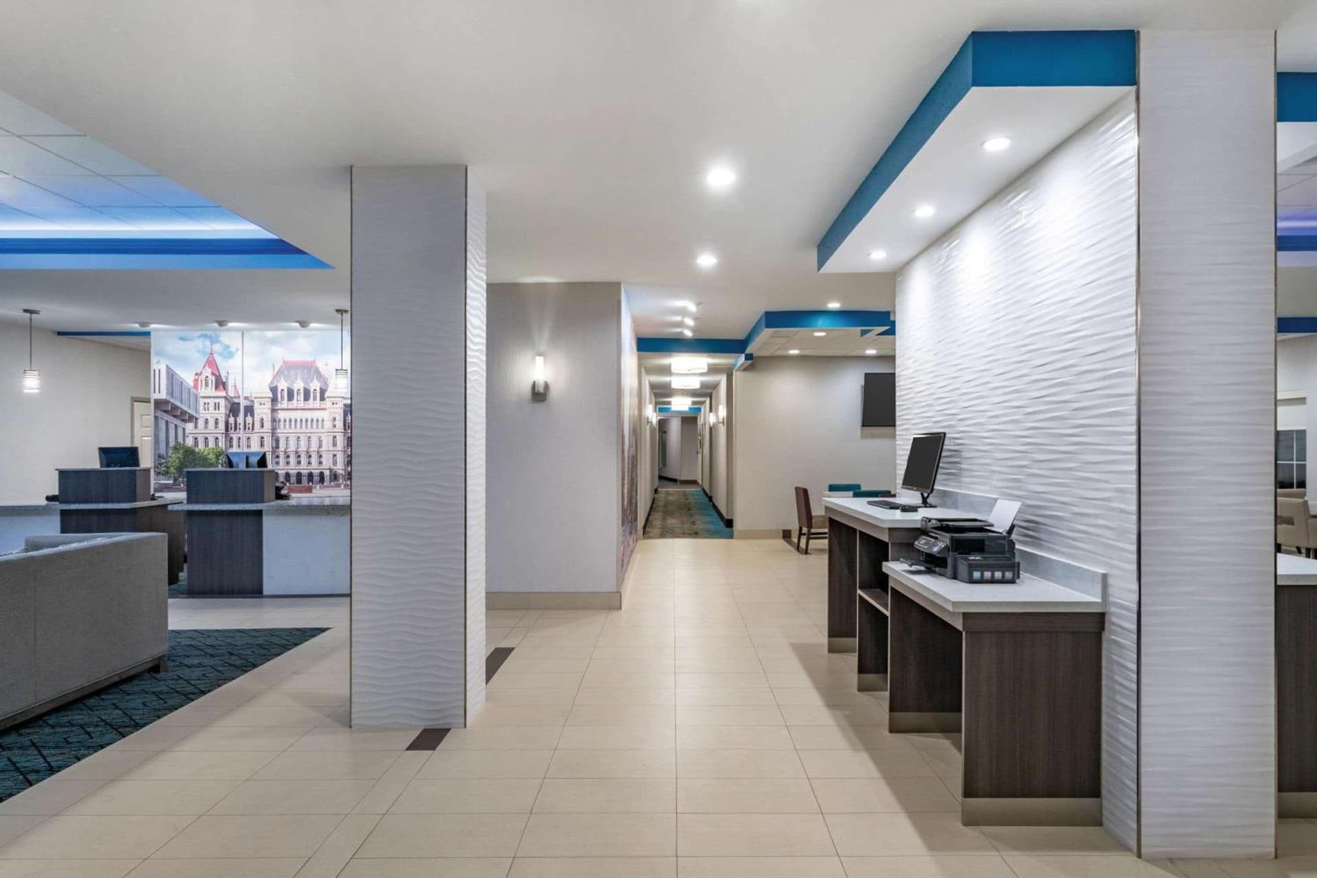 La Quinta by Wyndham Latham Albany Airport gallery photo in Latham, NY — image 6