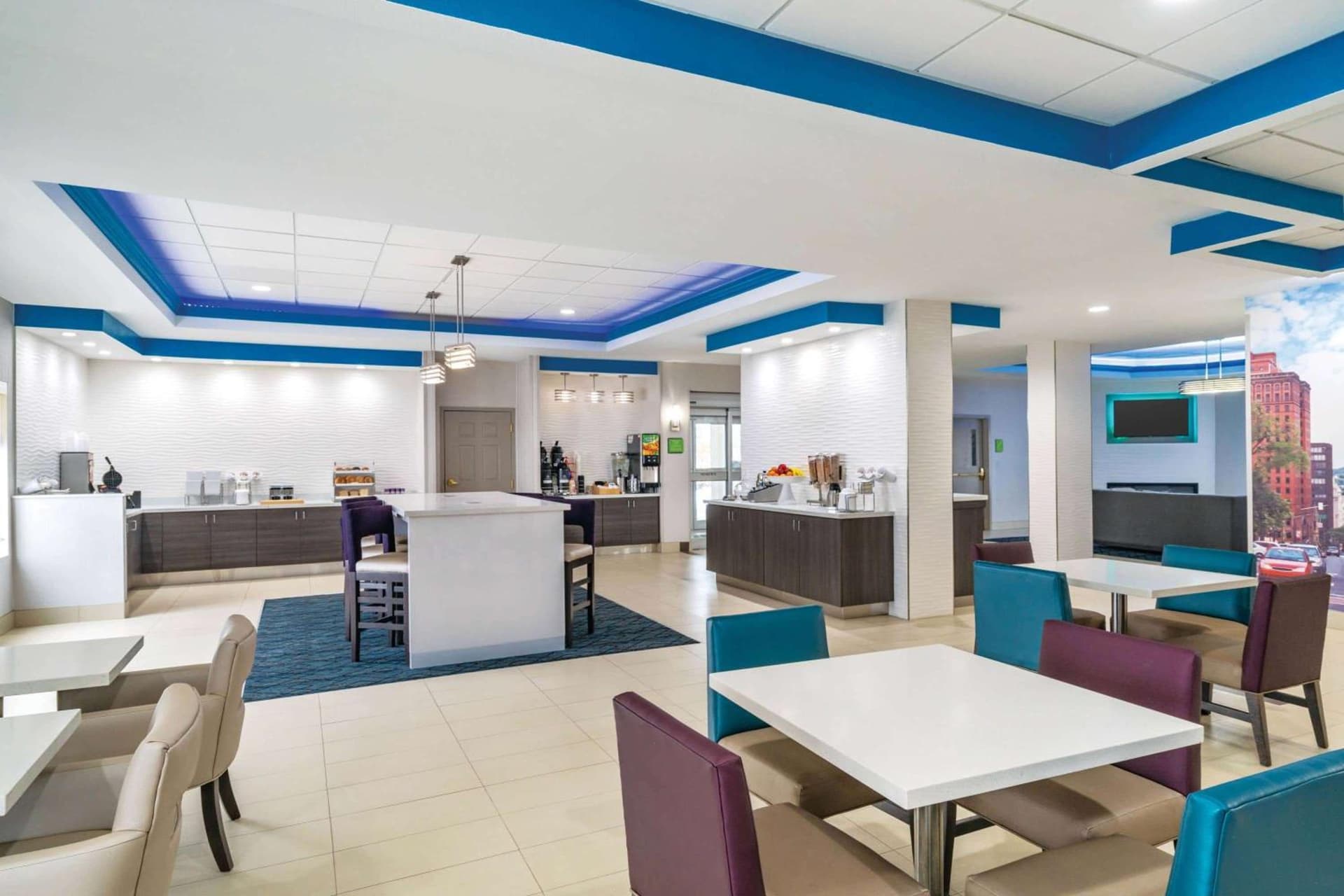 La Quinta by Wyndham Latham Albany Airport gallery photo in Latham, NY — image 24