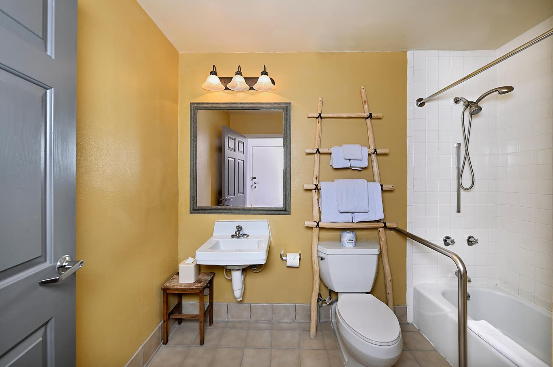 Hotel Glorieta gallery photo in Santa Fe, NM — image 22
