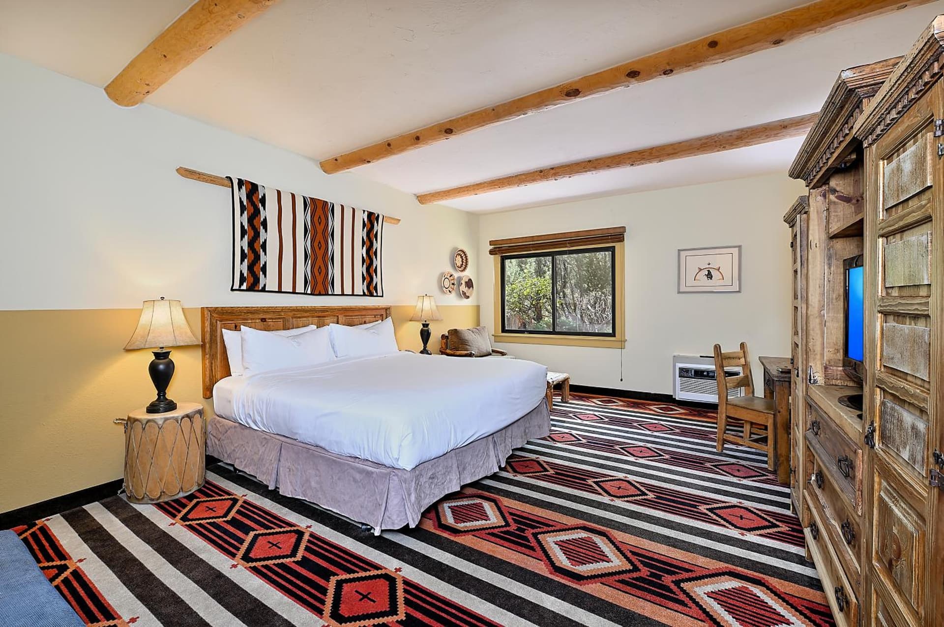 Hotel Glorieta interior in Santa Fe, NM — gallery photo 2