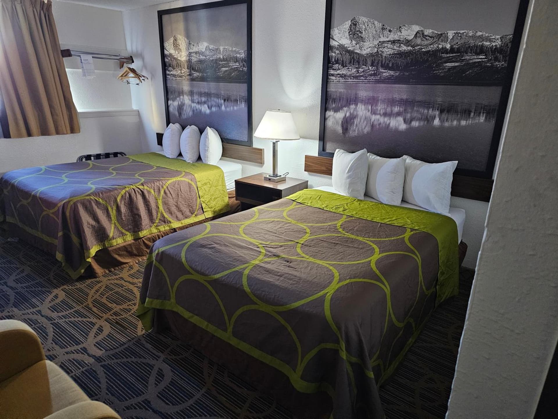 Super 8 by Wyndham Craig interior in Craig, CO — gallery photo 2