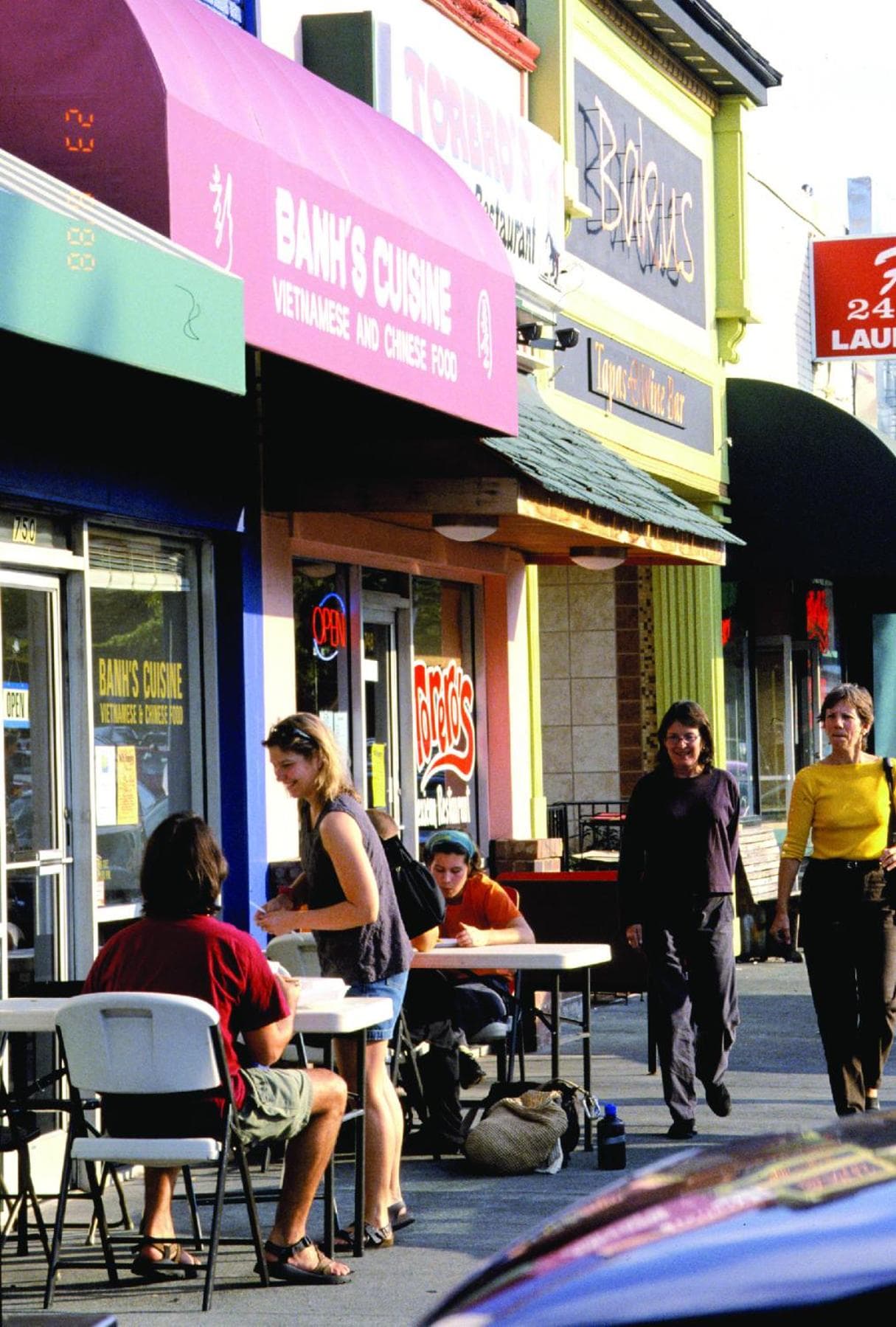 University Inn Duke gallery photo in Durham, NC — image 18