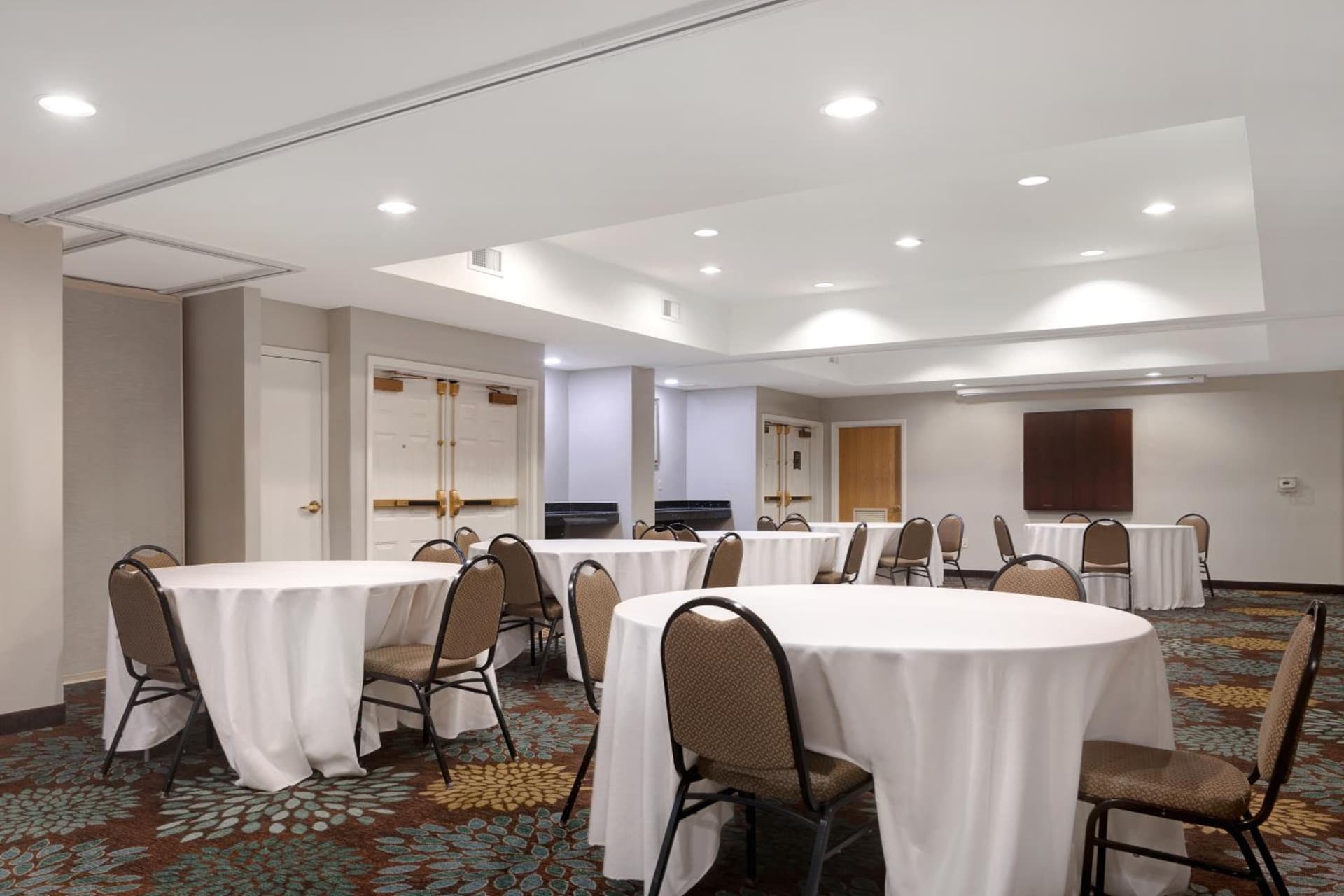 Staybridge Suites Tallahassee I-10 East by IHG gallery photo in Tallahassee, FL — image 77