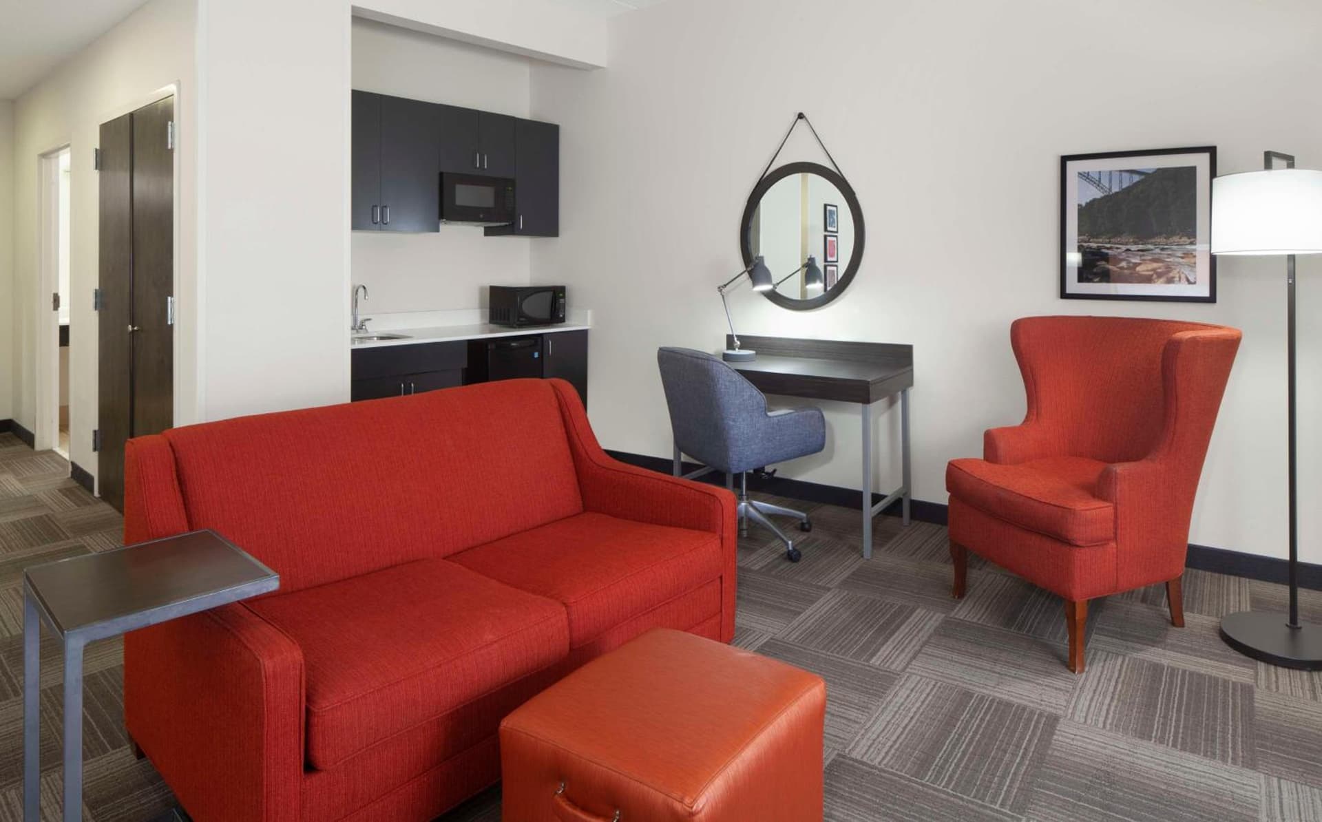 Hampton Inn Charleston-Southridge gallery photo in Charleston, WV — image 16