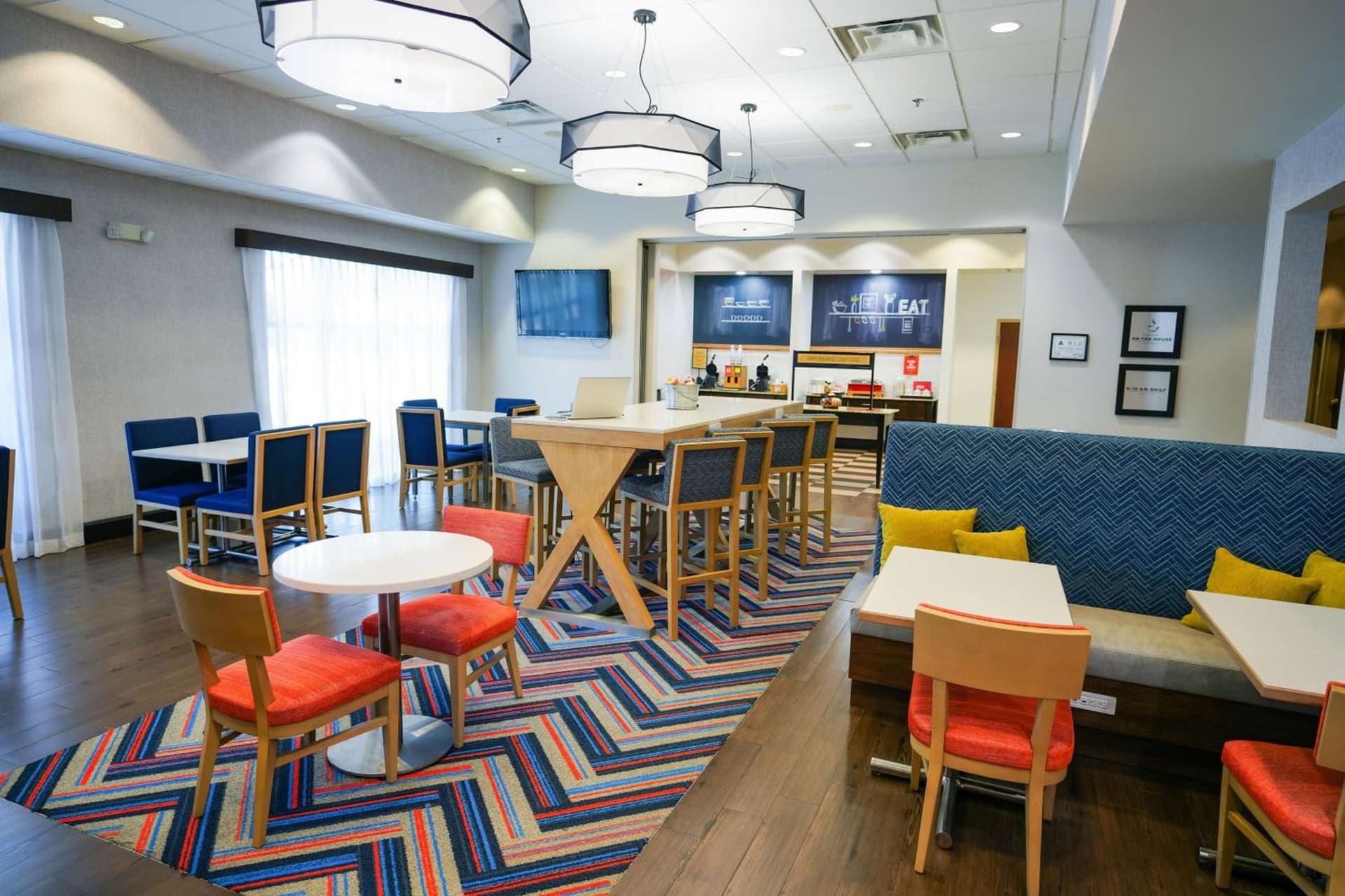 Hampton Inn Greenville gallery photo in Greenville, NC — image 35