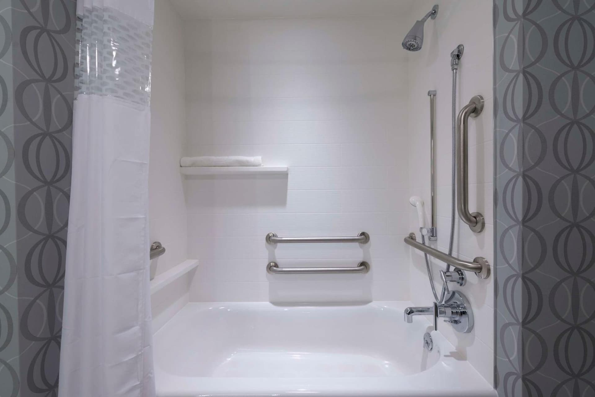 Hampton Inn & Suites Portsmouth Downtown gallery photo in Portsmouth, NH — image 27