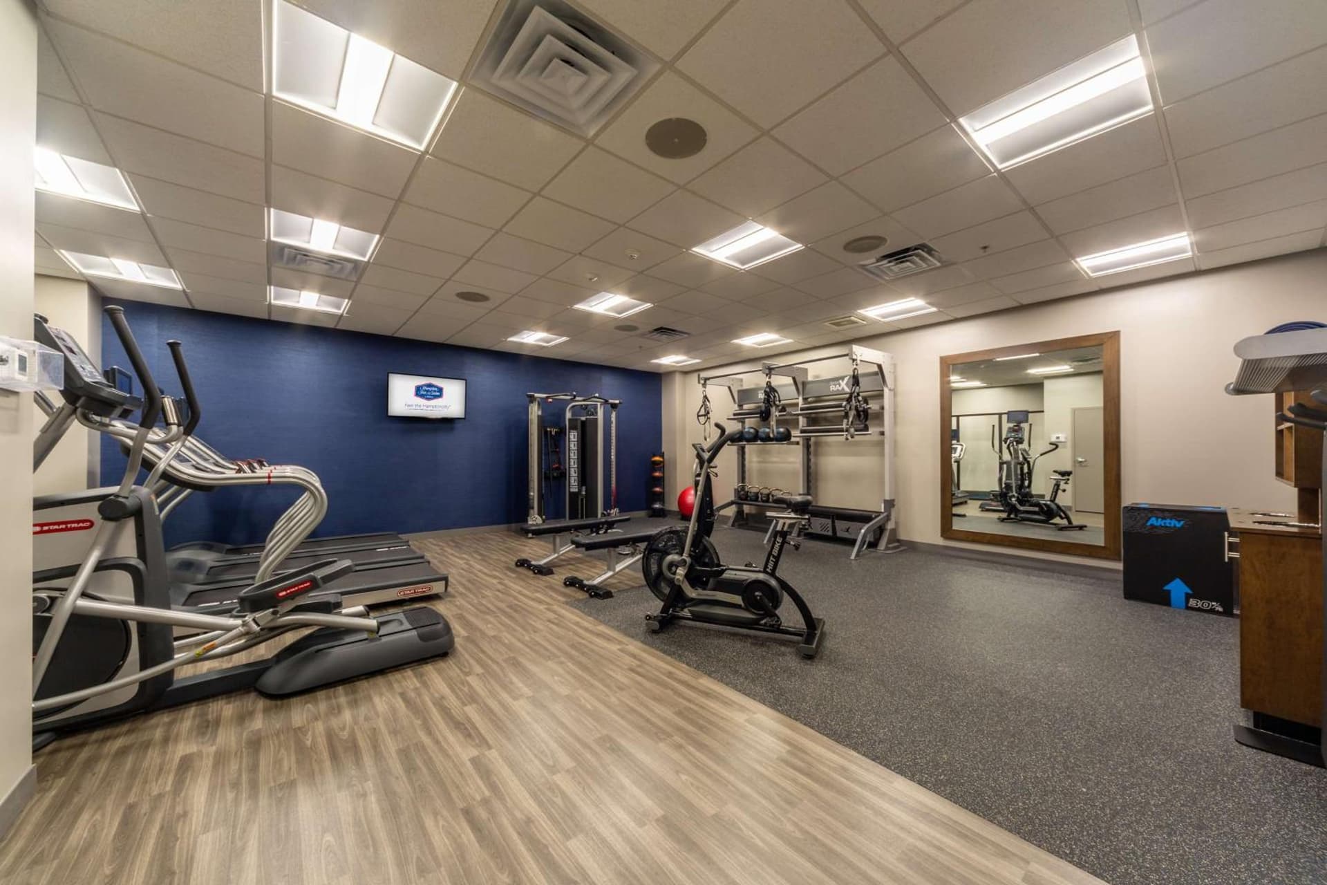 Hampton Inn Winchester gallery photo in Winchester, VA — image 59