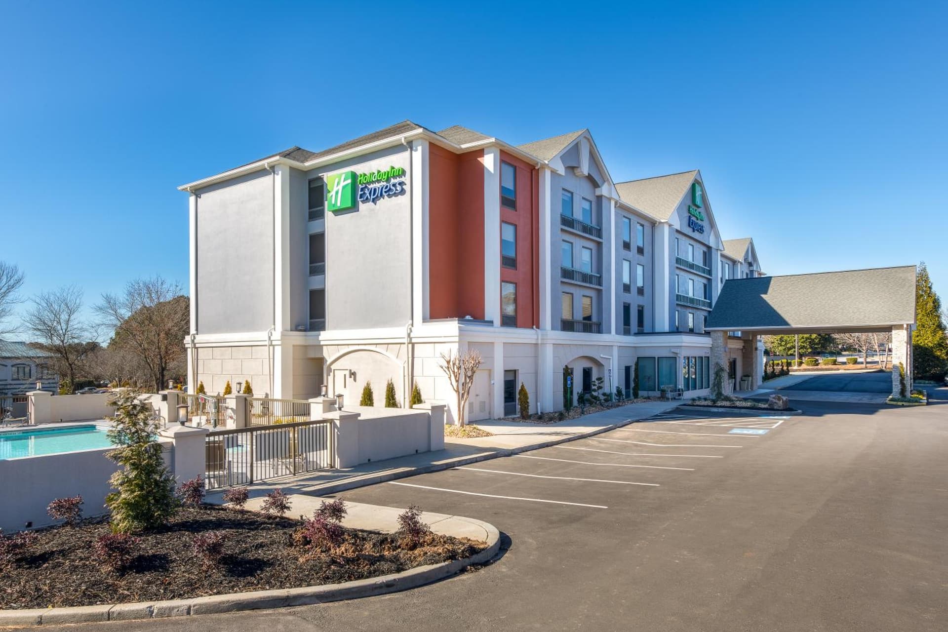Holiday Inn Express Atlanta West - Theme Park Area by IHG property views in Lithia Springs, GA — gallery photo 3