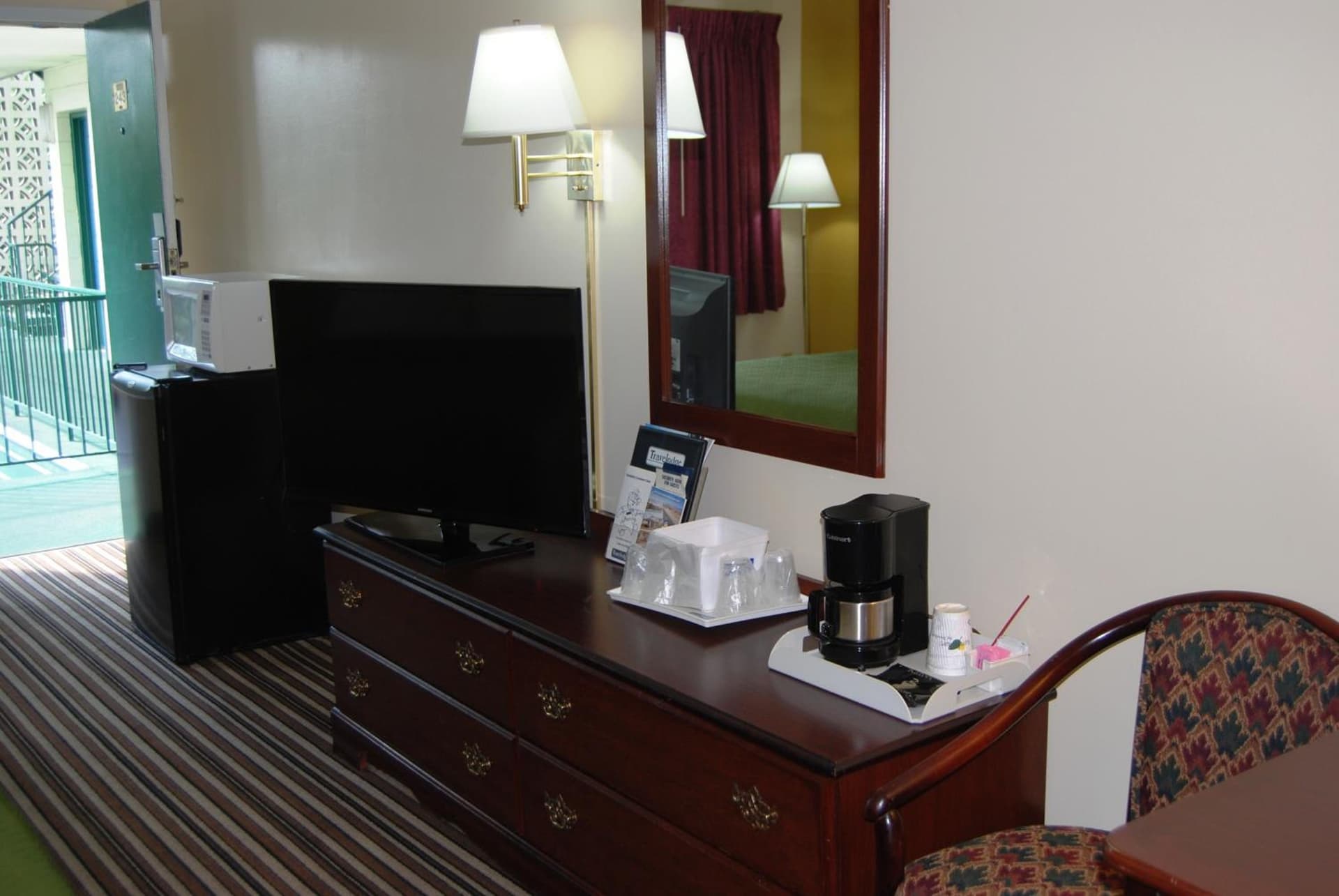 Travelodge by Wyndham Chambersburg property views in Chambersburg, PA — gallery photo 3