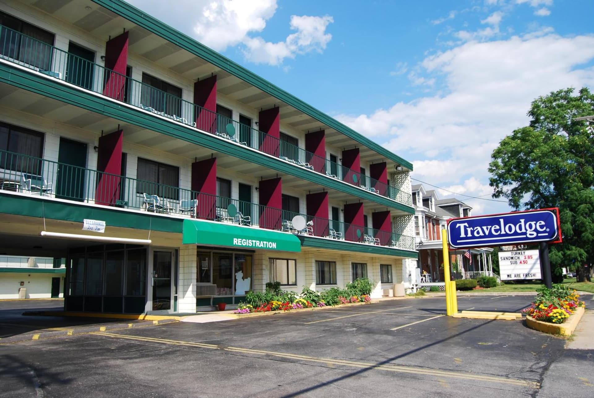 Travelodge by Wyndham Chambersburg gallery photo in Chambersburg, PA — image 18