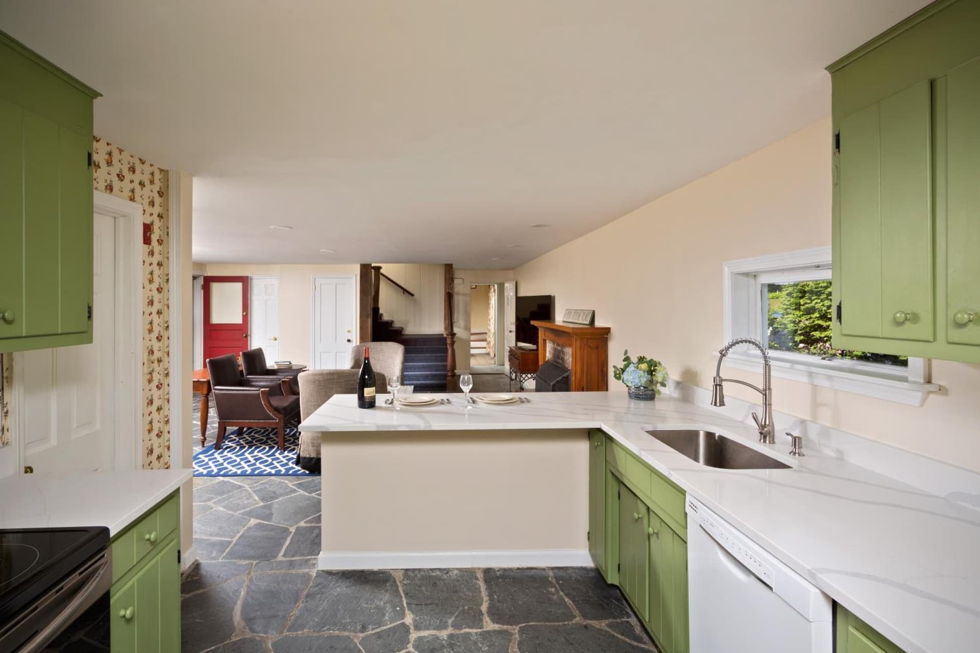 The Equinox Golf Resort & Spa gallery photo in Manchester — image 96