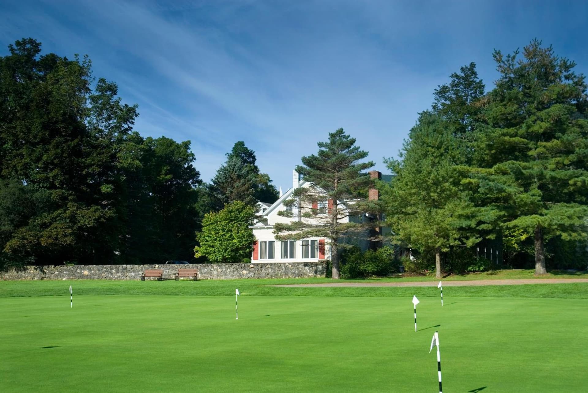 The Equinox Golf Resort & Spa gallery photo in Manchester — image 38