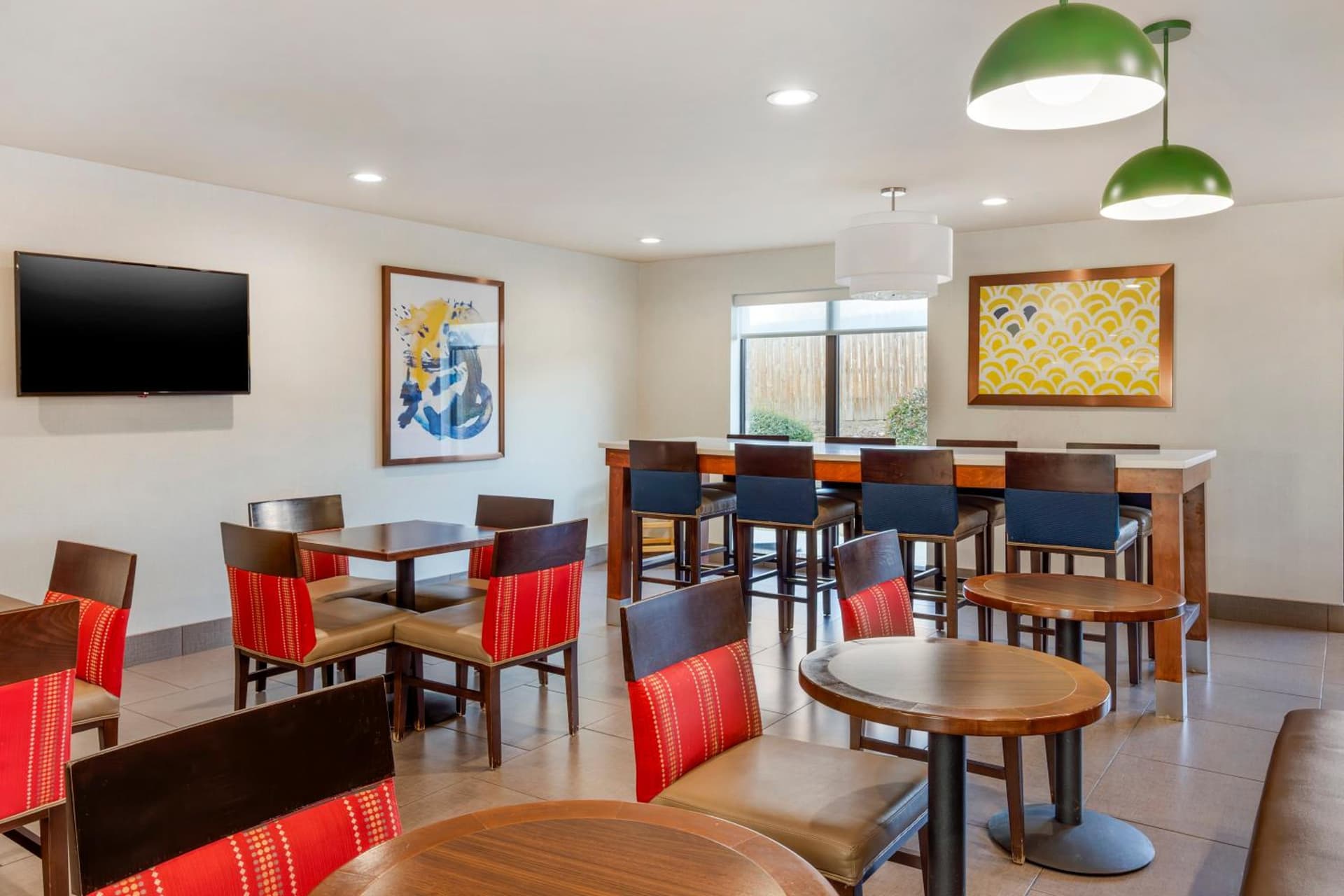 Comfort Suites Whitsett - Greensboro East gallery photo in Whitsett, NC — image 53