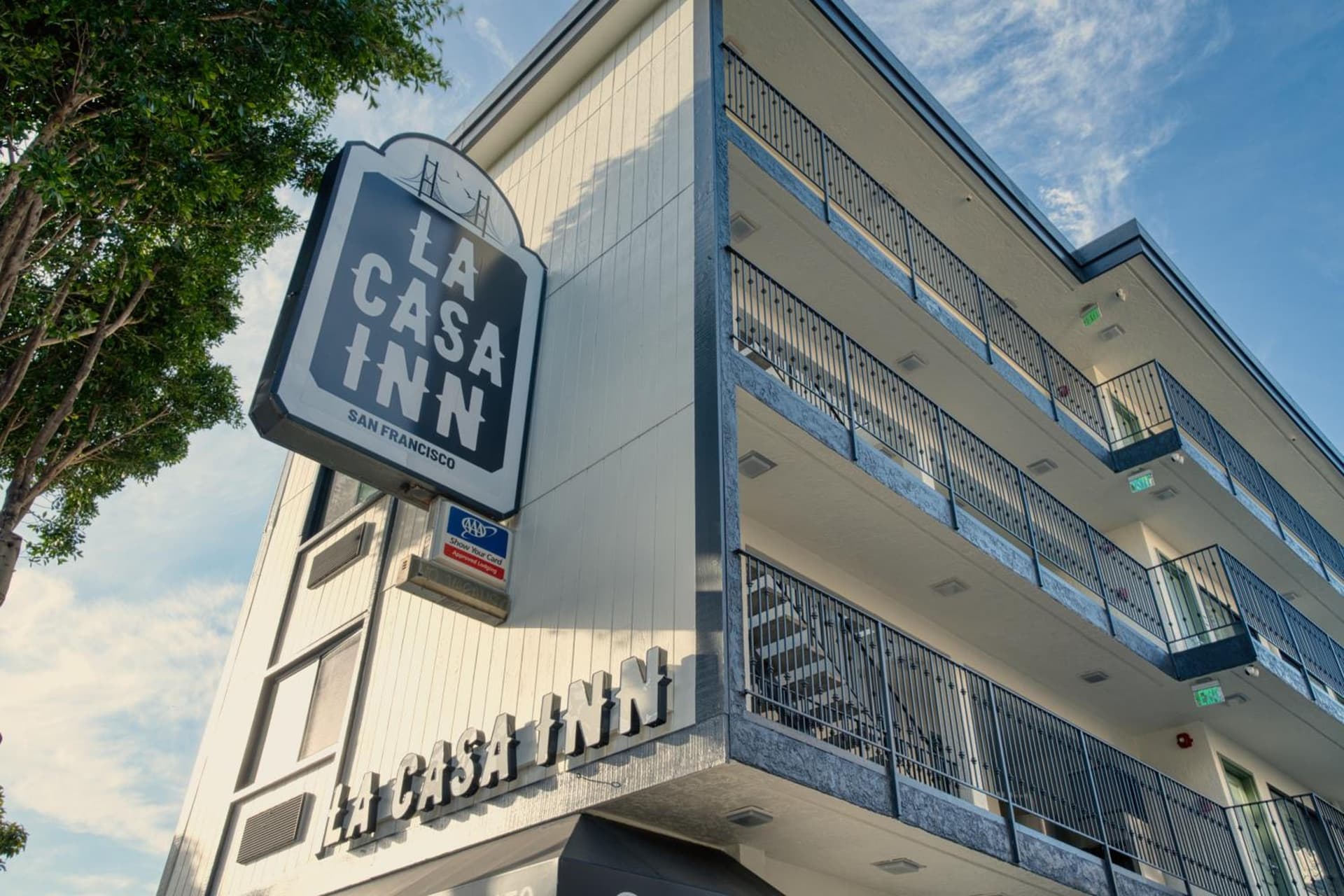 La Casa Inn featured exterior or lobby in San Francisco, CA — similar hotel