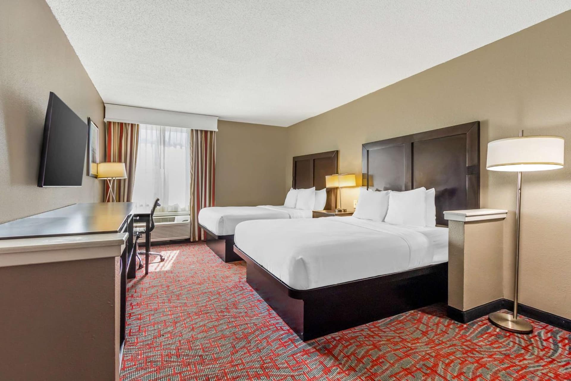 Comfort Inn & Suites North Charleston - Northwoods gallery photo in Charleston, SC — image 21