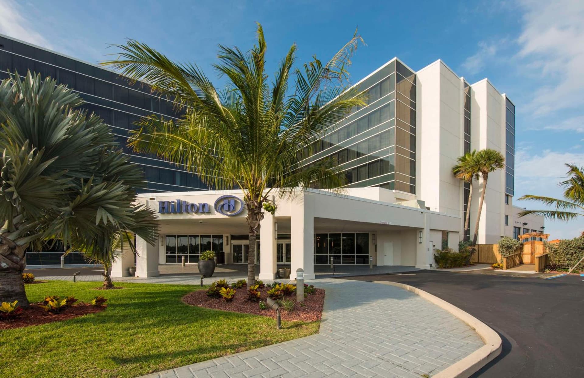 Hilton Cocoa Beach Oceanfront interior in Cocoa Beach, FL — gallery photo 2