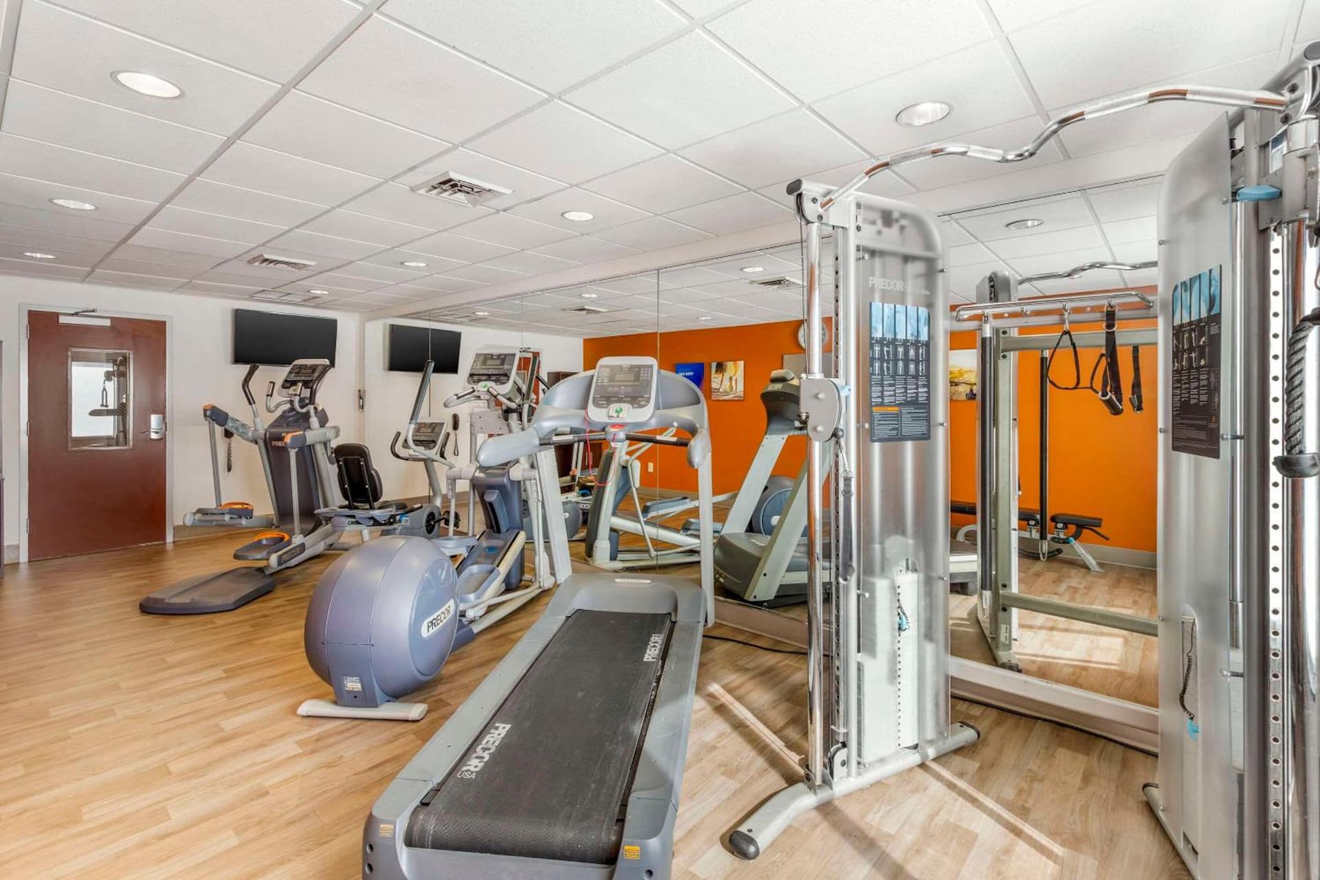 Comfort Suites Whitsett - Greensboro East gallery photo in Whitsett, NC — image 22