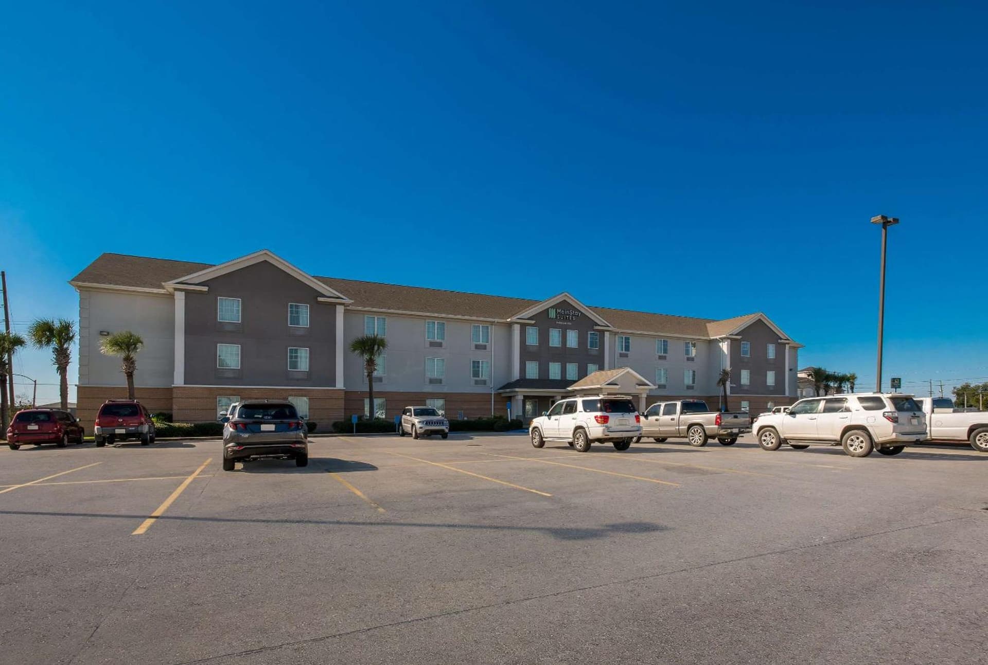 MainStay Suites Houma exterior or lobby in Houma, LA — main listing photo