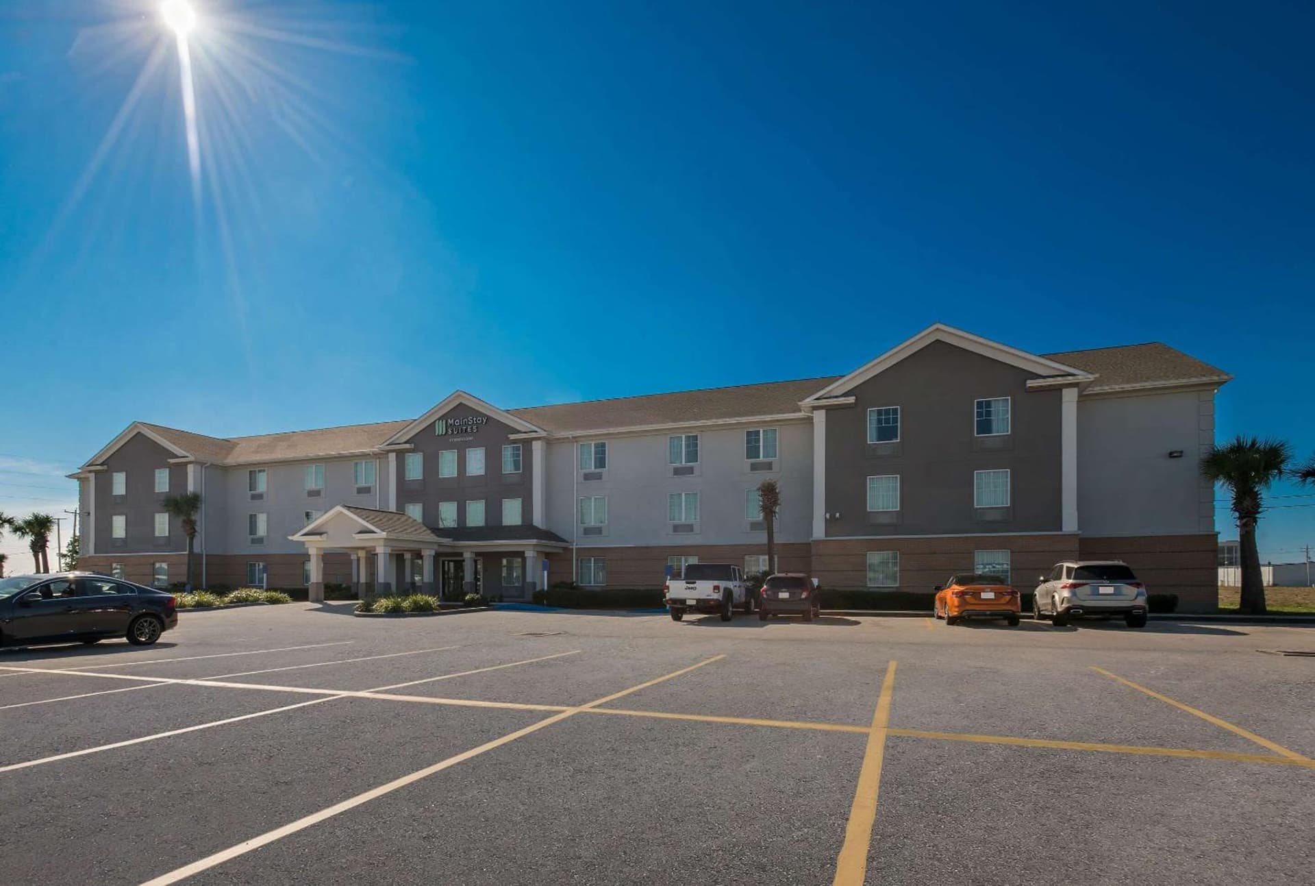 MainStay Suites Houma interior in Houma, LA — gallery photo 2