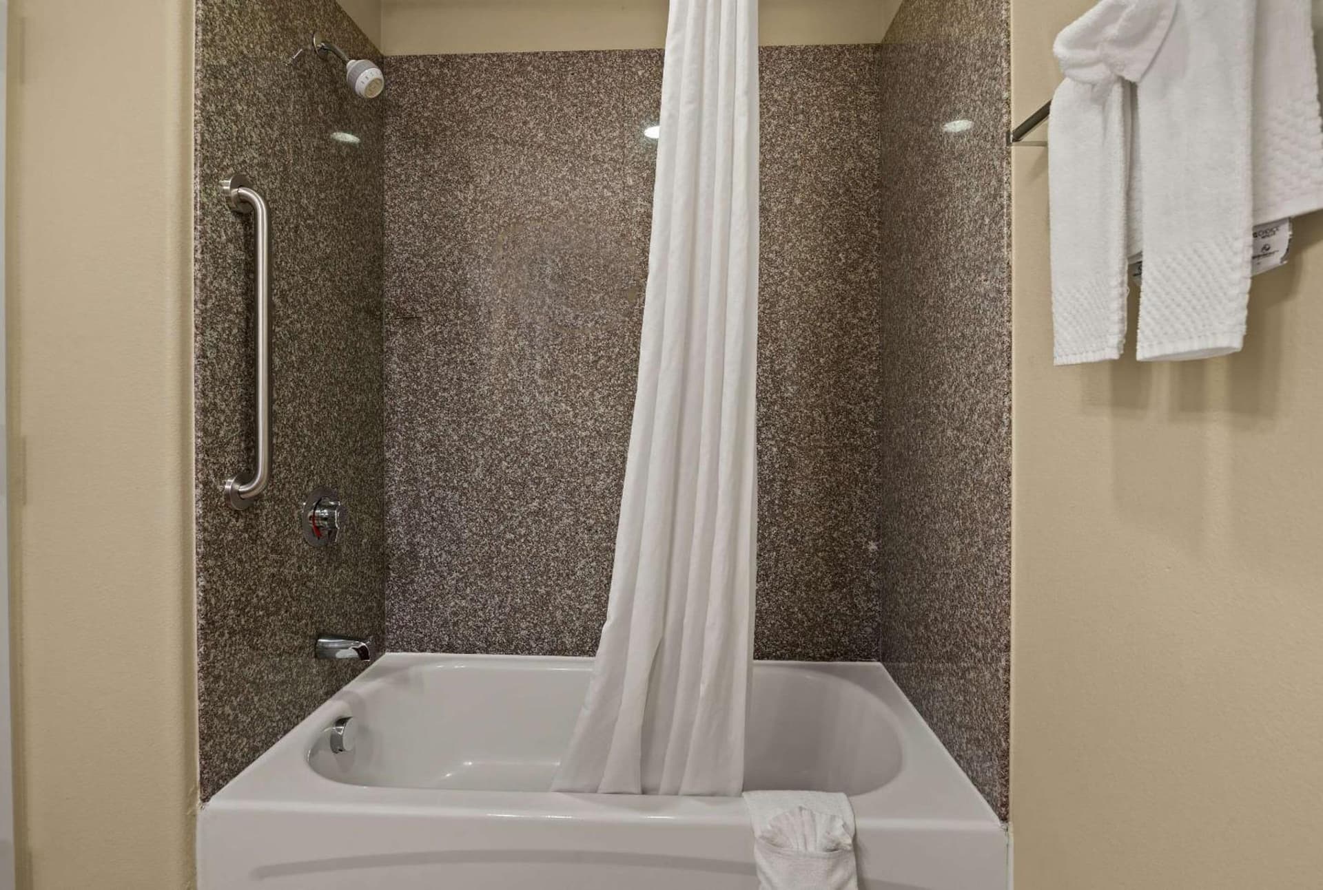 MainStay Suites Houma gallery photo in Houma, LA — image 20