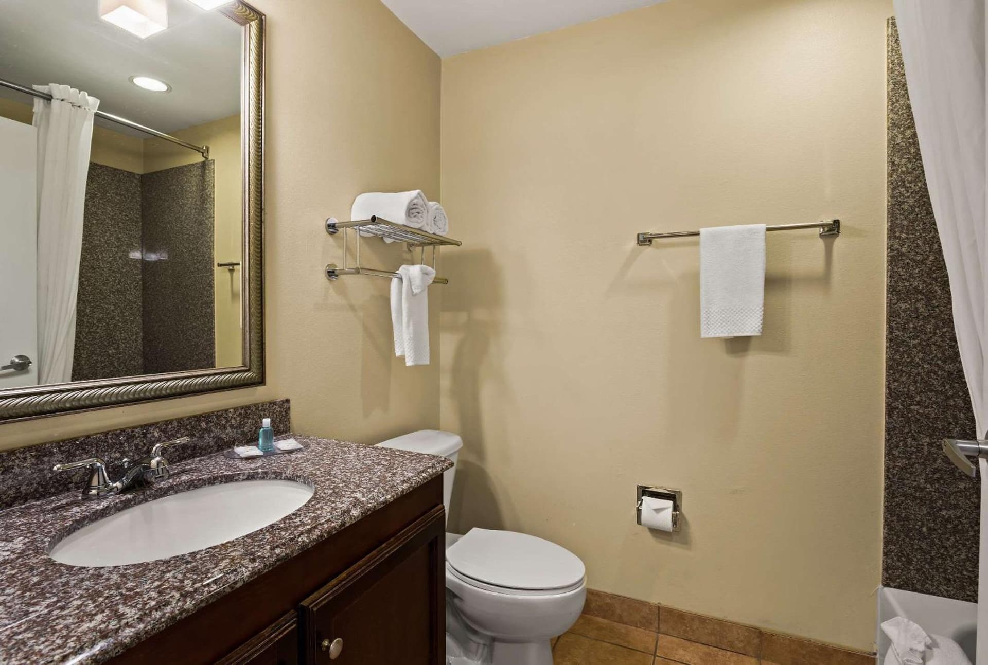 MainStay Suites Houma gallery photo in Houma, LA — image 27