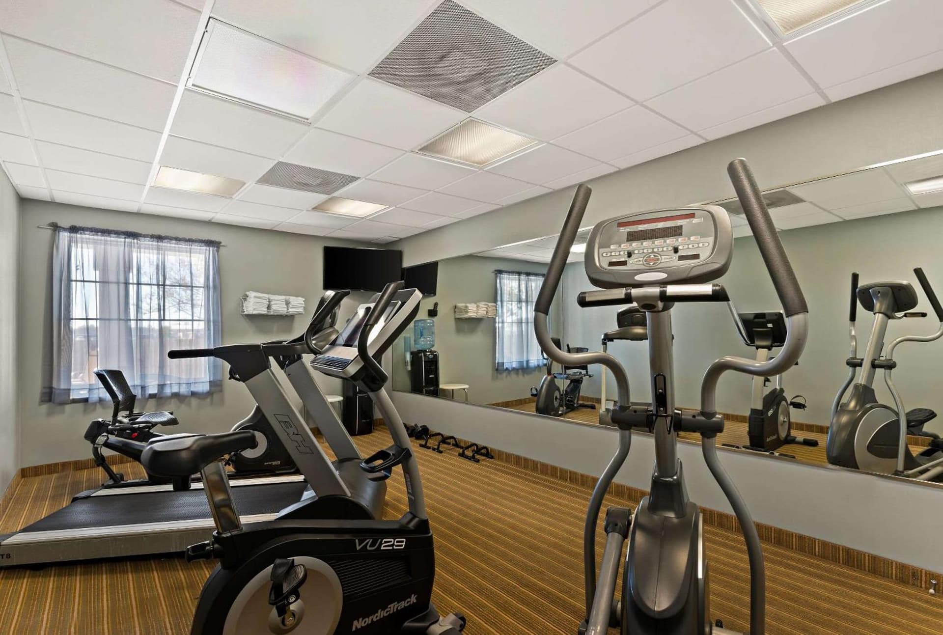 MainStay Suites Houma gallery photo in Houma, LA — image 4
