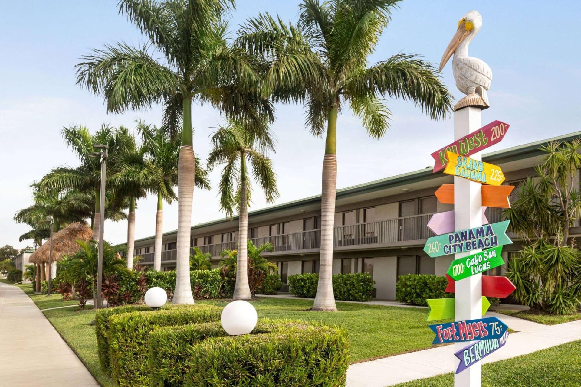 Ramada by Wyndham Sarasota Waterfront gallery photo in Sarasota, FL — image 23