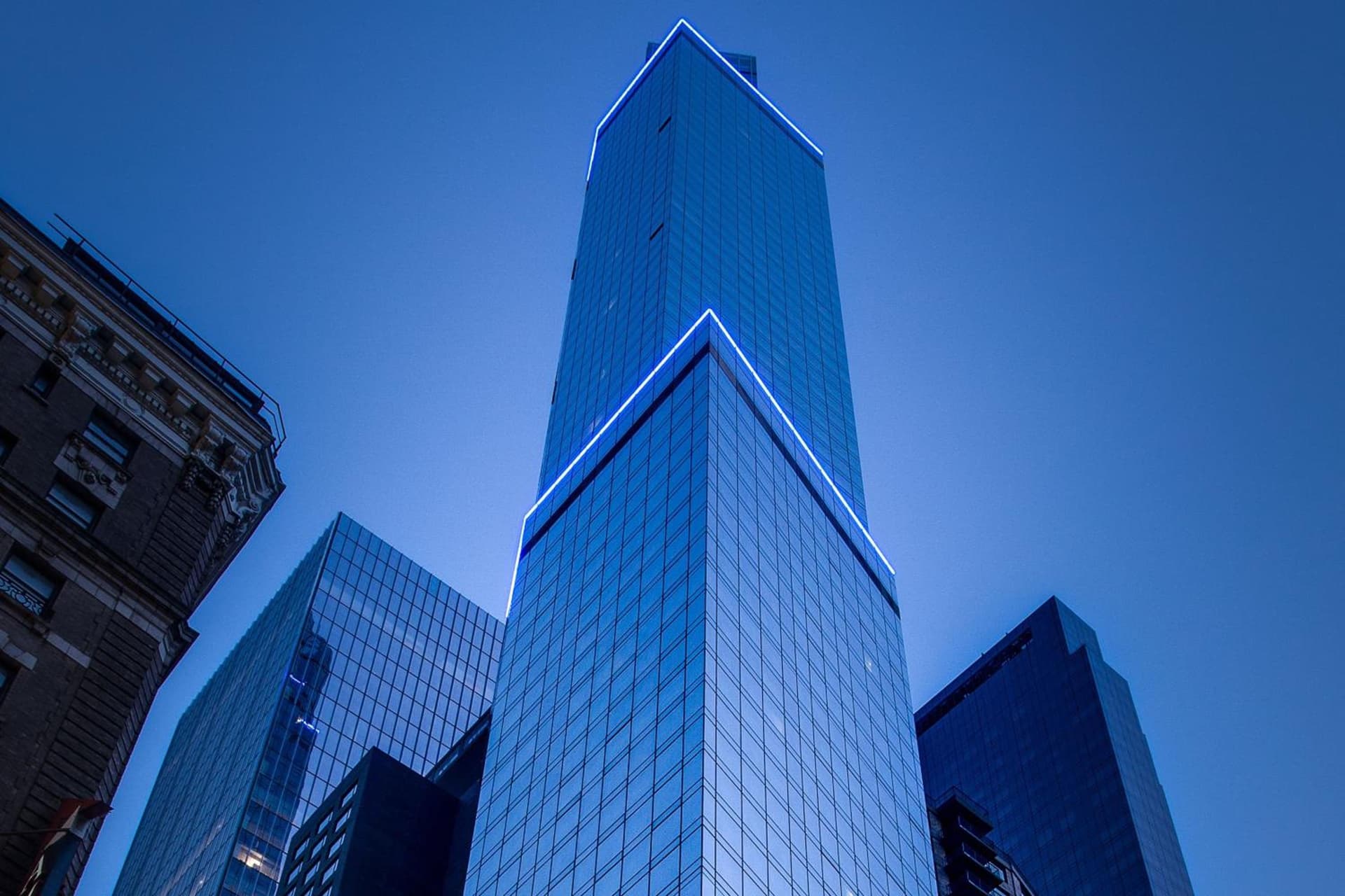 Courtyard by Marriott New York Manhattan/Central Park exterior or lobby in New York, NY — main listing photo