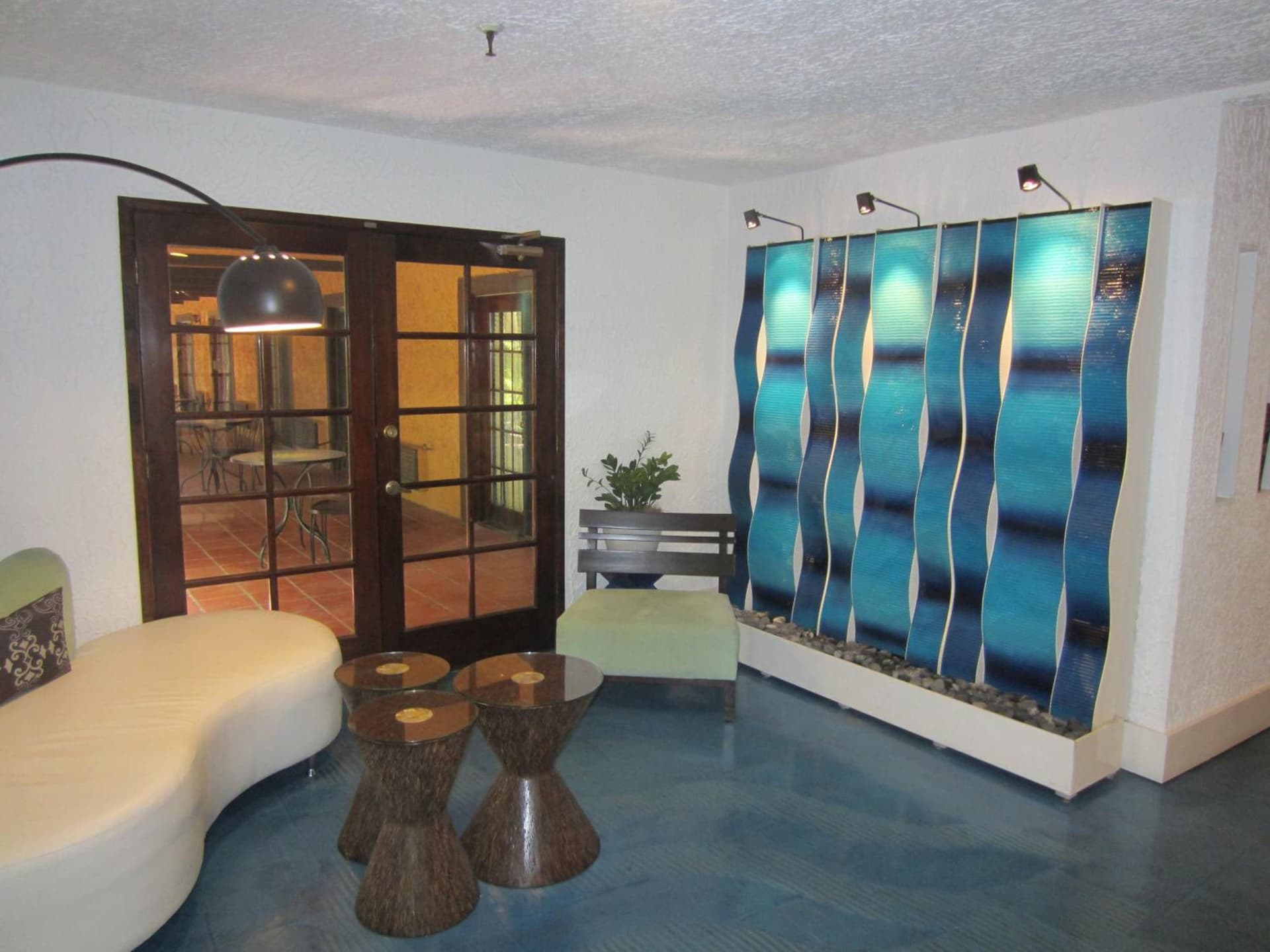 Hotel Zico, BW Signature Collection property views in Mountain View, CA — gallery photo 3