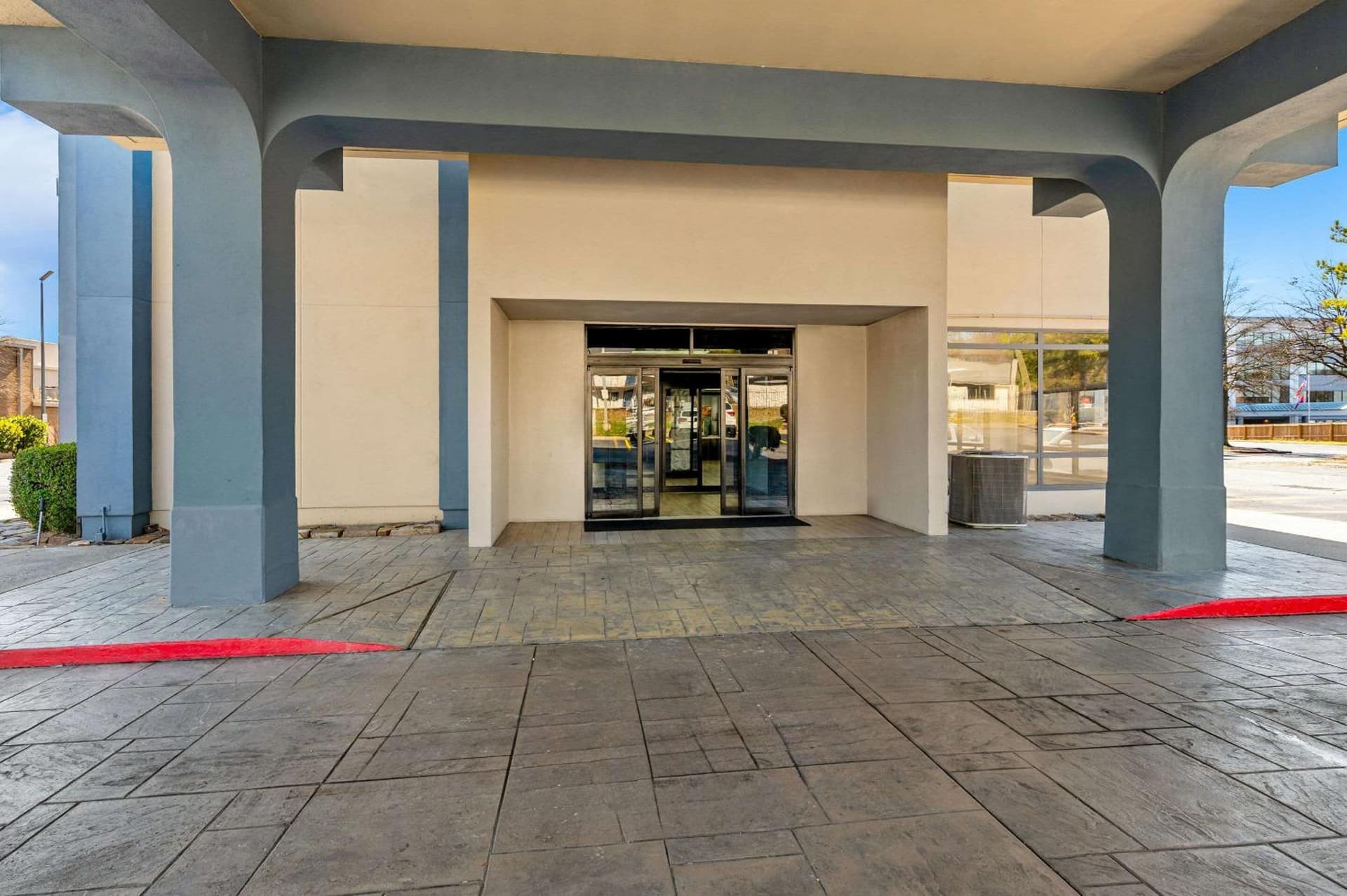 Quality Inn & Suites North Little Rock property views in North Little Rock, AR — gallery photo 3