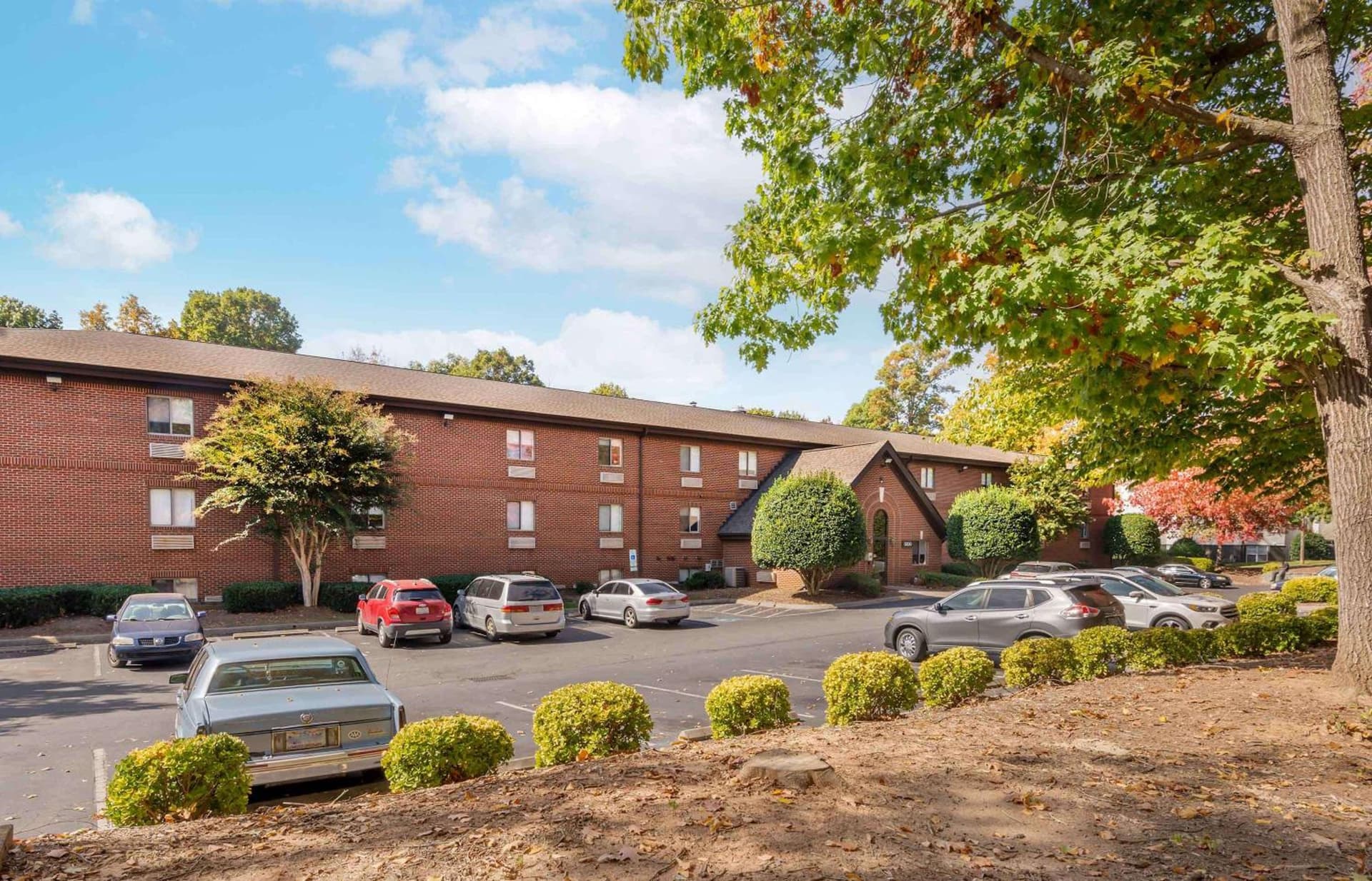 Studio 6 Suites Charlotte, NC - Tyvola Rd Executive Park featured exterior or lobby in Charlotte, NC — similar hotel