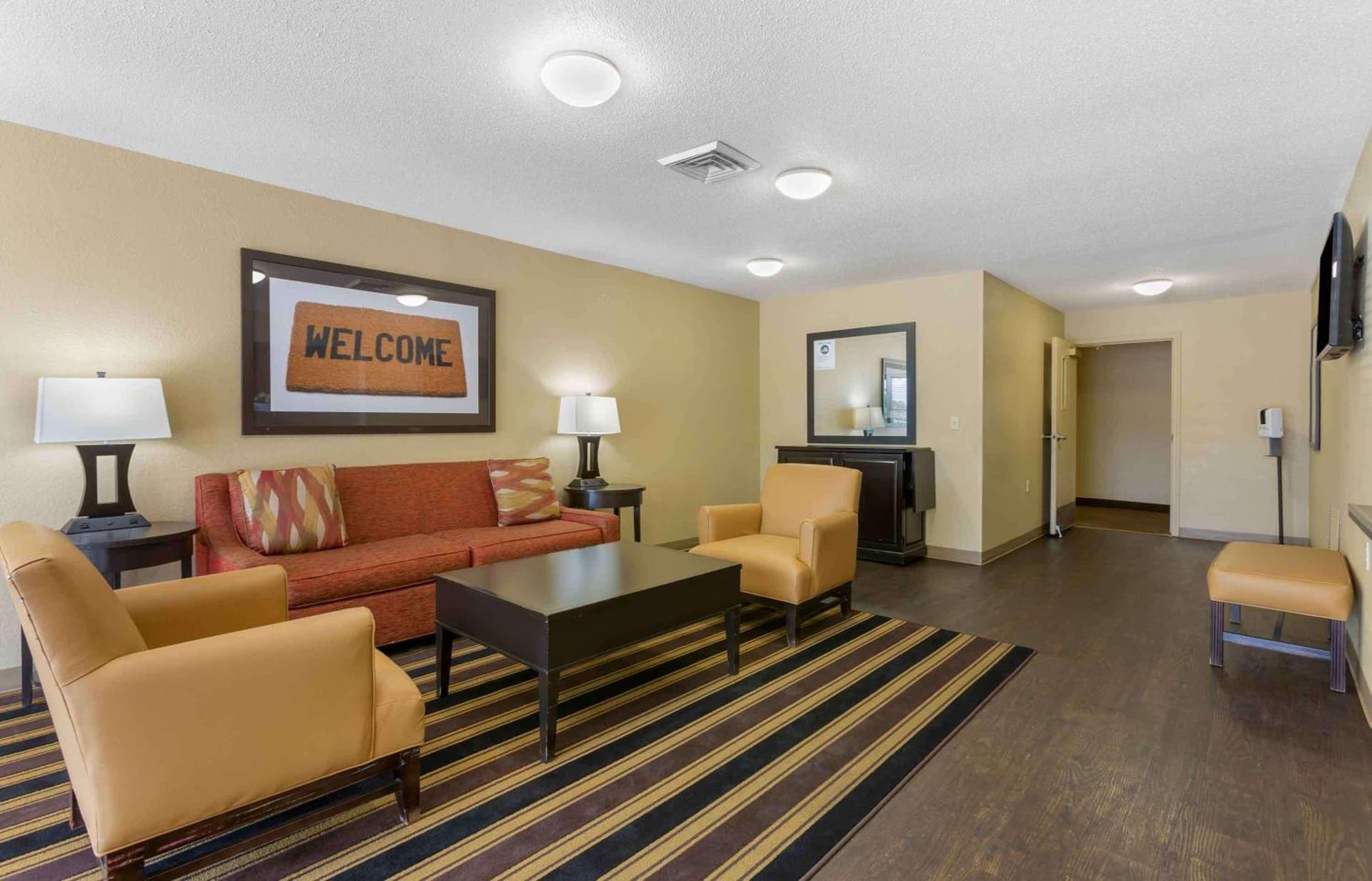 Extended Stay America Suites - Toledo - Maumee property views in Maumee, OH — gallery photo 3