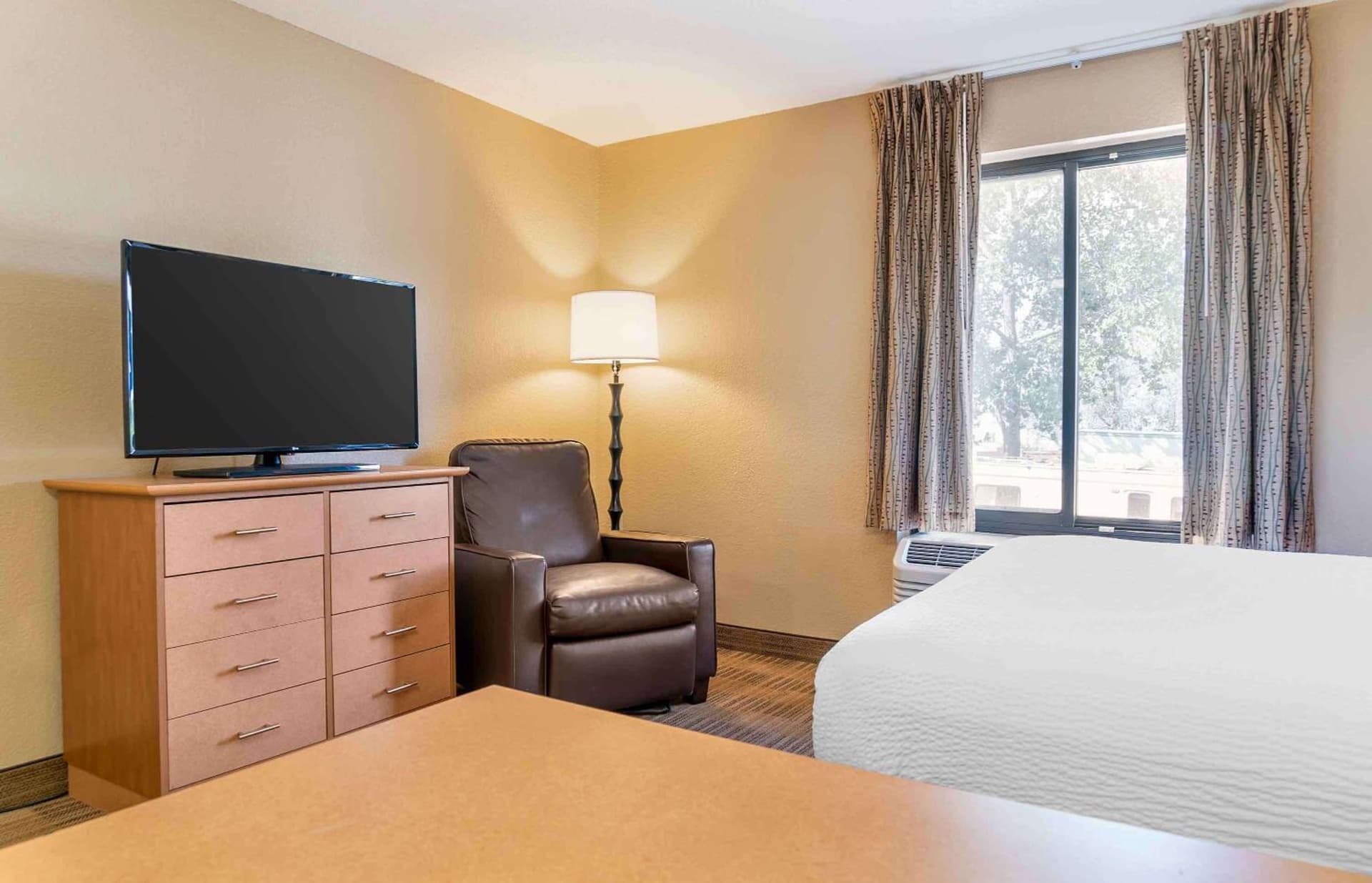 Extended Stay America Select Suites - Detroit - Warren gallery photo in Warren, MI — image 42