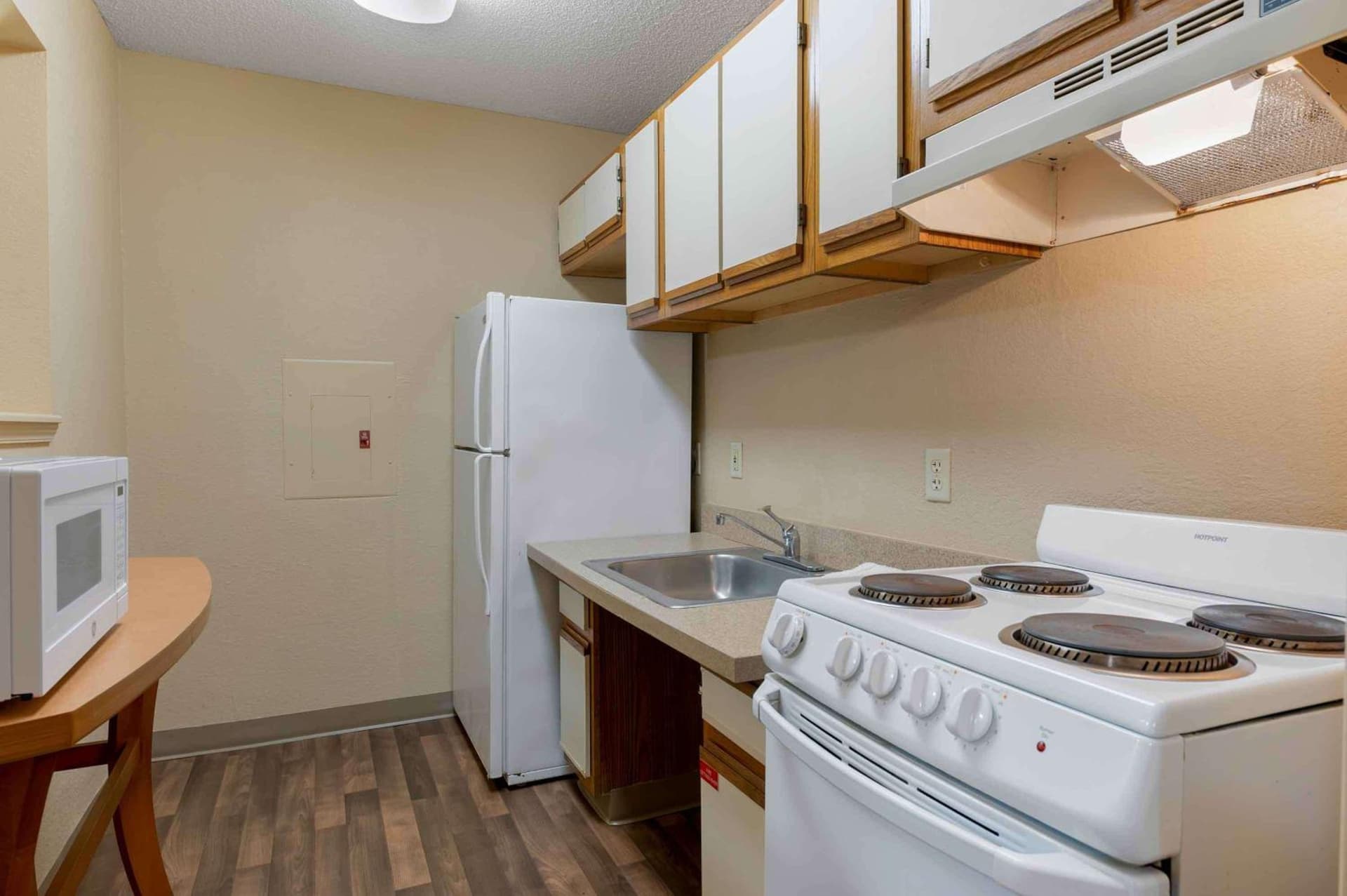 Extended Stay America Select Suites - Detroit - Warren gallery photo in Warren, MI — image 41