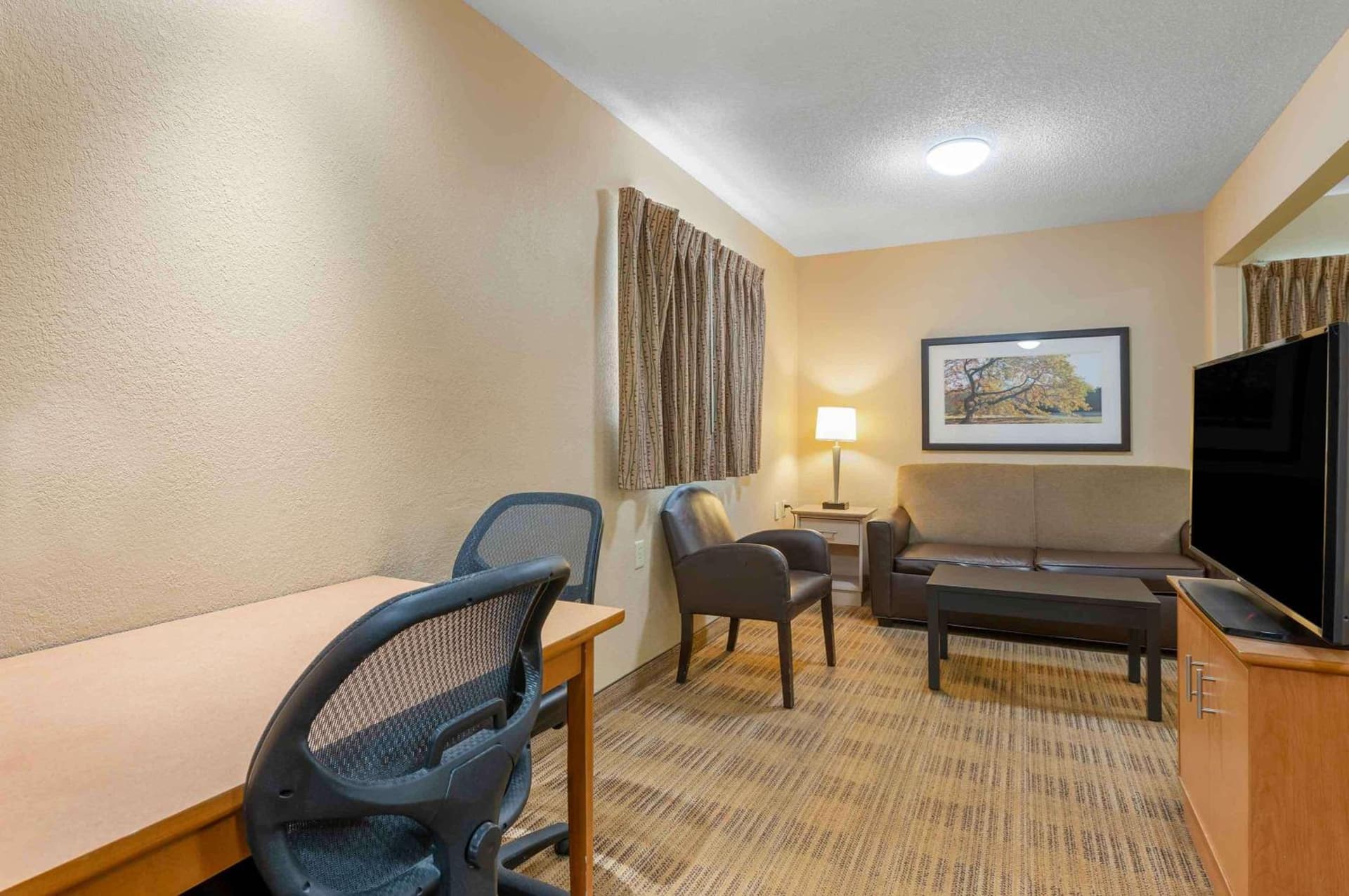Extended Stay America Select Suites - Detroit - Warren gallery photo in Warren, MI — image 14