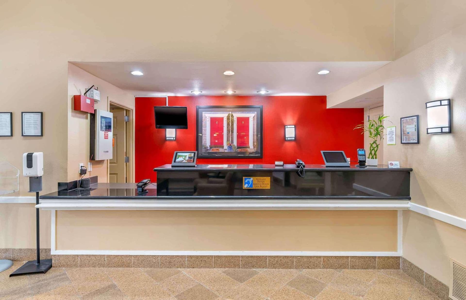 Extended Stay America Suites - Columbus - Tuttle interior in Dublin, OH — gallery photo 2