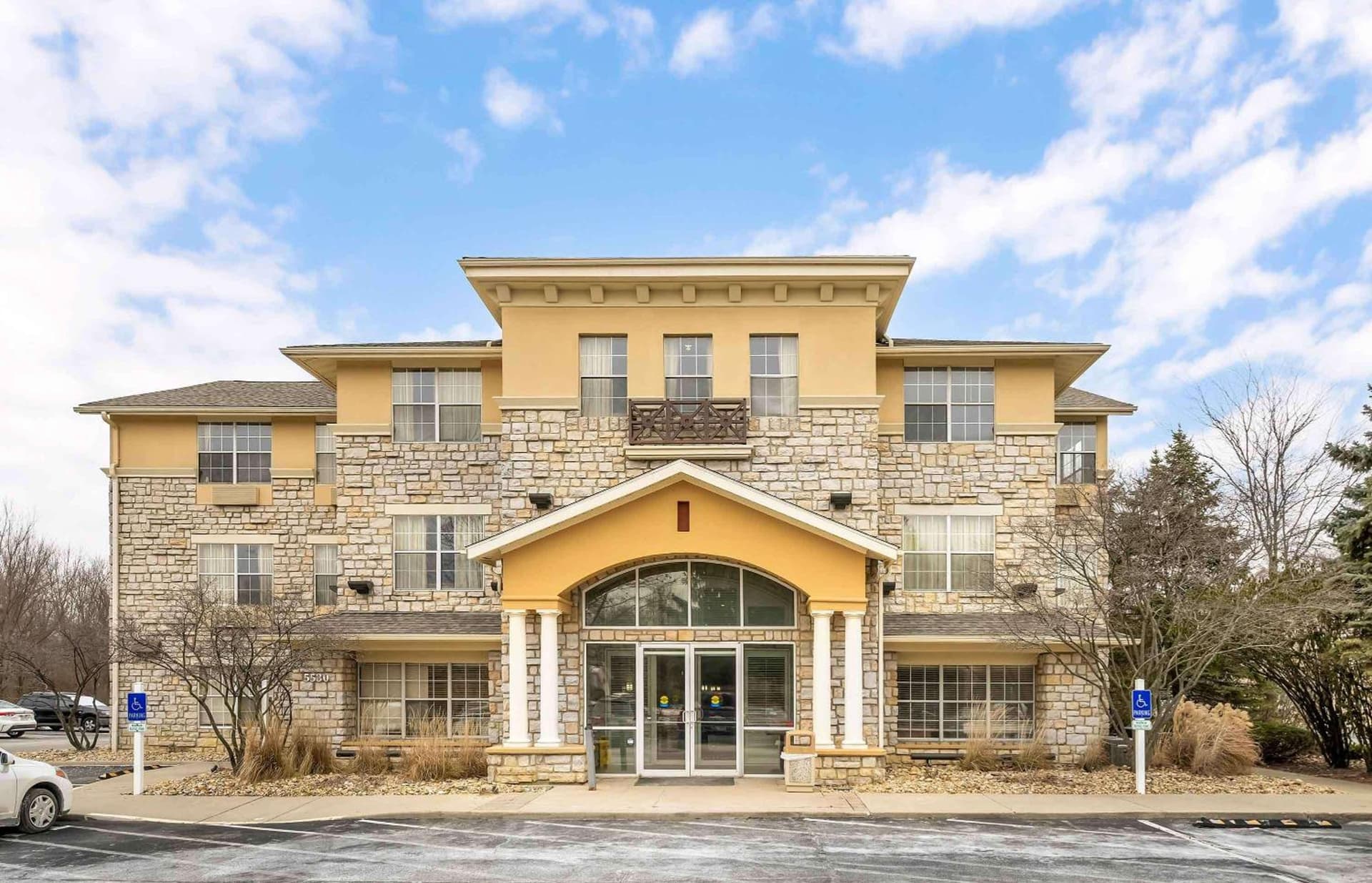 Extended Stay America Suites - Columbus - Tuttle featured exterior or lobby in Dublin, OH — similar hotel