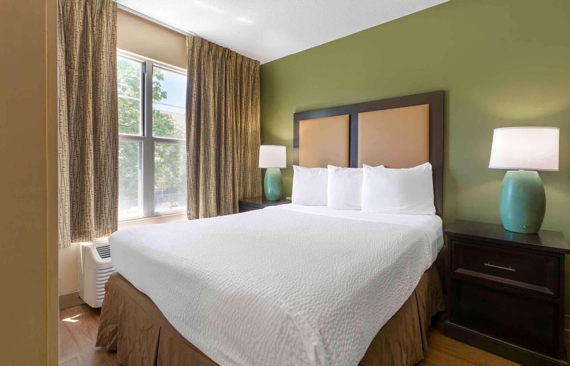 Extended Stay America Suites - Raleigh - RTP - 4919 Miami Blvd gallery photo in Durham, NC — image 12