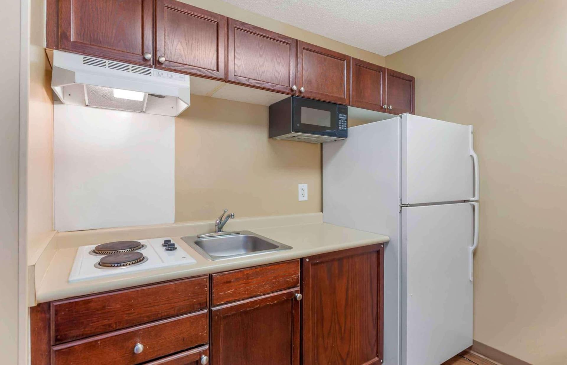 Extended Stay America Suites - Raleigh - RTP - 4919 Miami Blvd gallery photo in Durham, NC — image 75