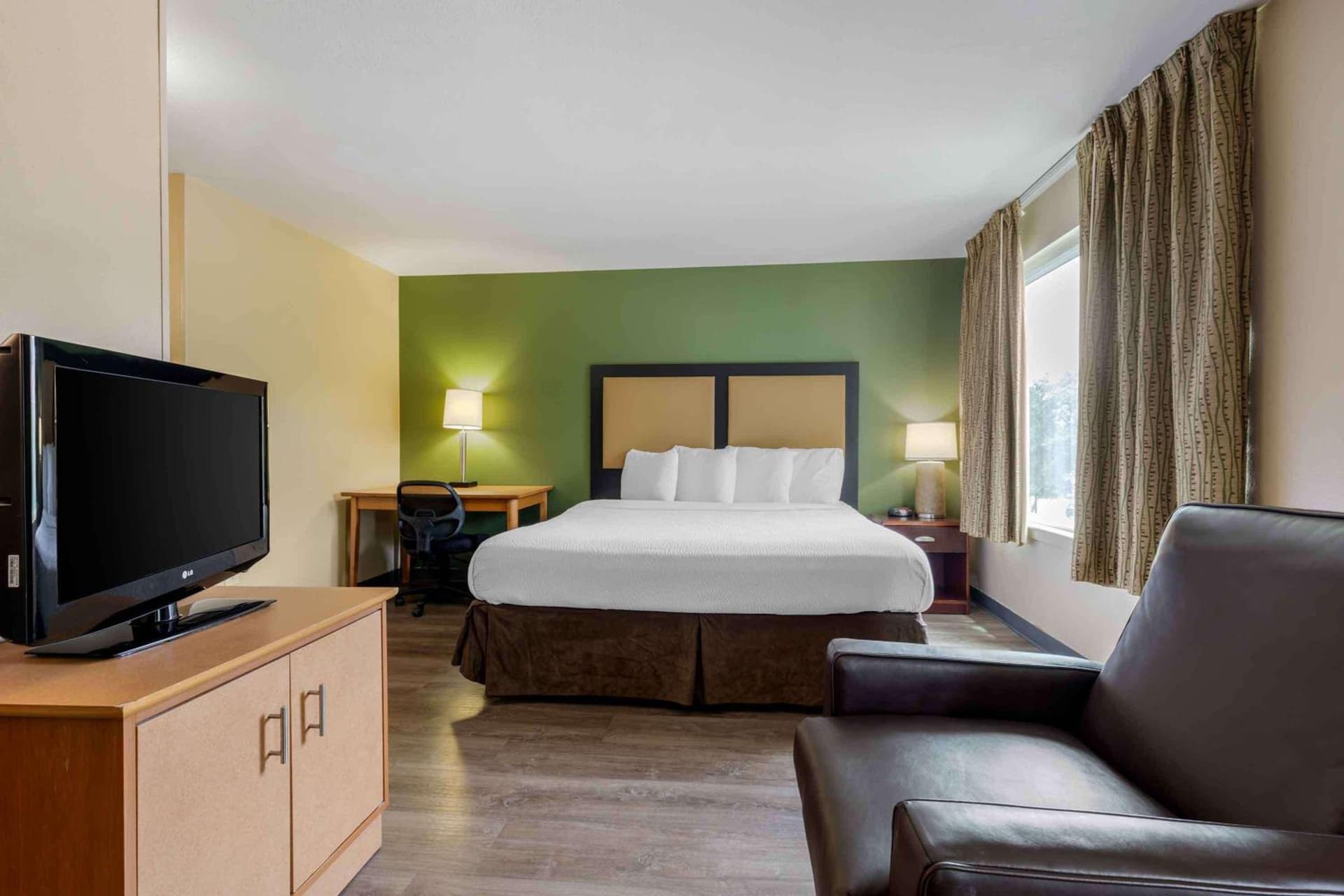Extended Stay America Suites - Raleigh - RTP - 4919 Miami Blvd gallery photo in Durham, NC — image 60