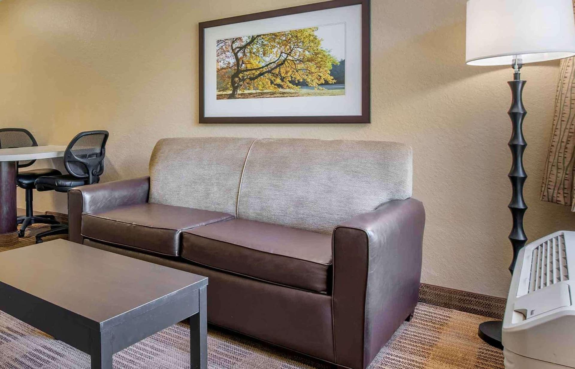 Extended Stay America Suites - Raleigh - RTP - 4919 Miami Blvd gallery photo in Durham, NC — image 21