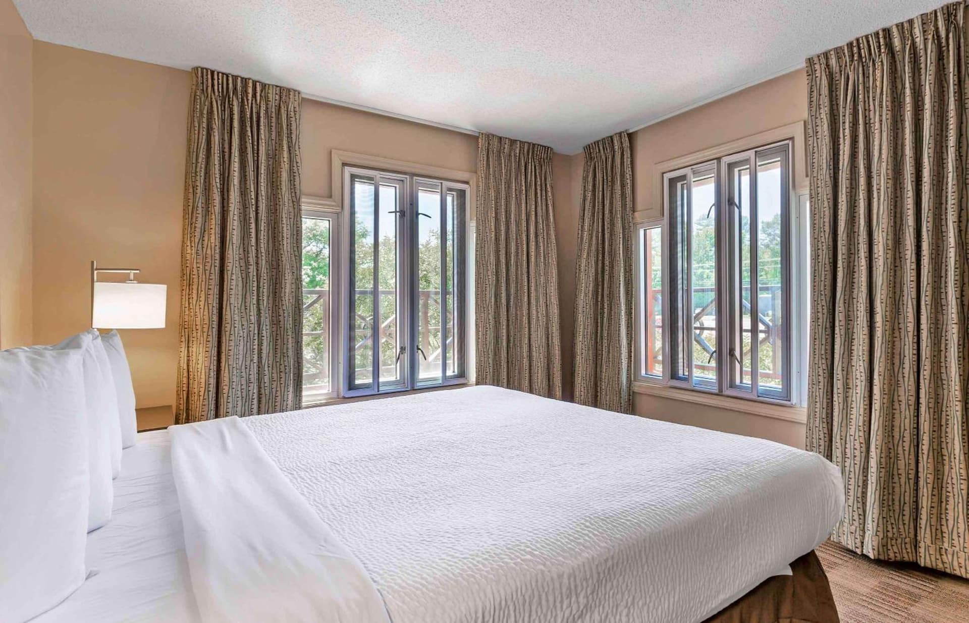 Extended Stay America Suites - Raleigh - RTP - 4919 Miami Blvd gallery photo in Durham, NC — image 59
