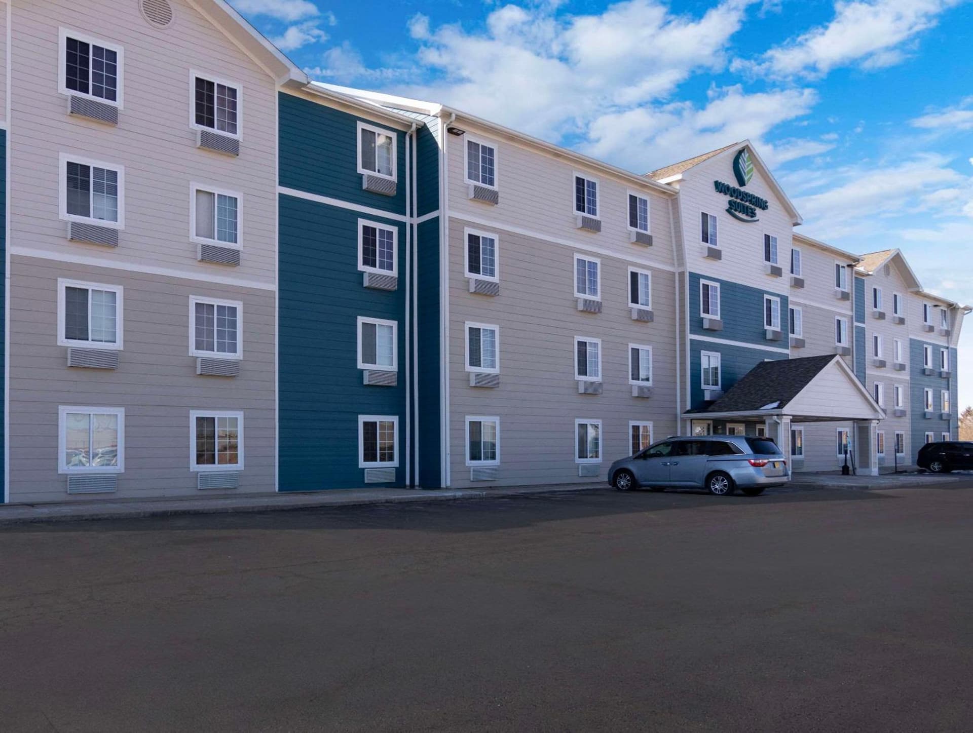 WoodSpring Suites Champaign near University featured exterior or lobby in Champaign, IL — similar hotel