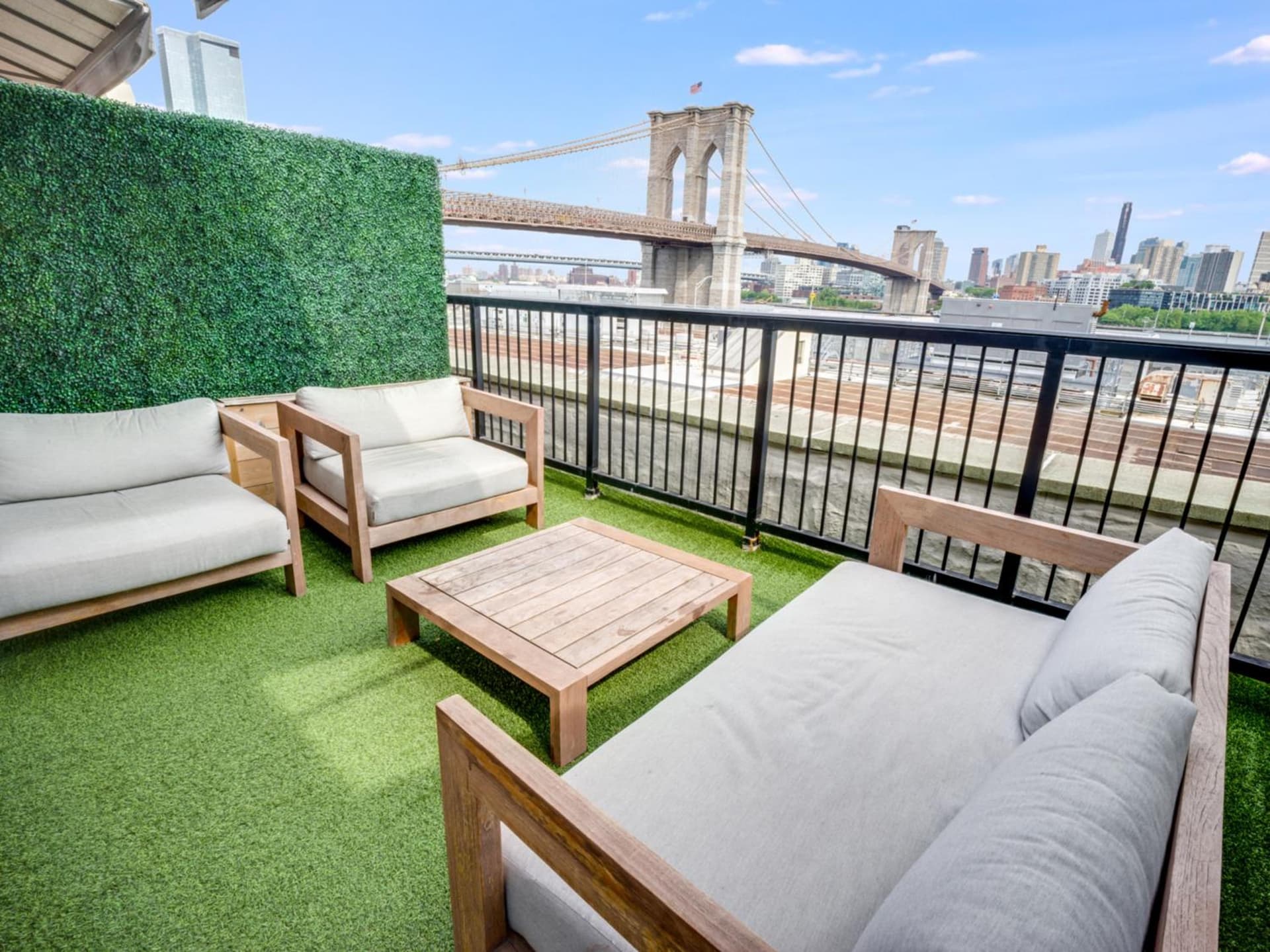 33 Hotel, New York City, Seaport gallery photo in New York, NY — image 5